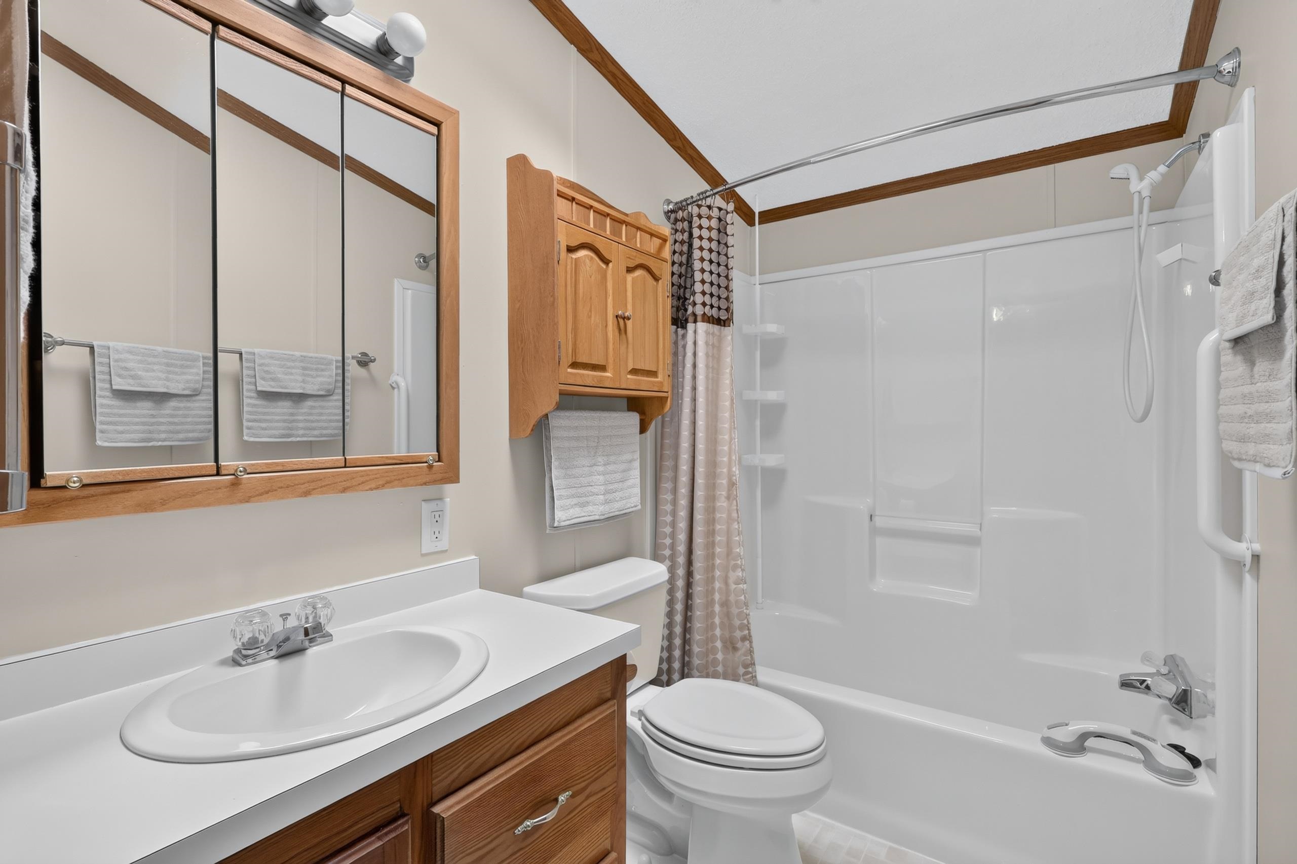 8311 STATE HIGHWAY 13 SOUTH, Wisconsin Rapids, Wisconsin 54494, 2 Bedrooms Bedrooms, ,2 BathroomsBathrooms,Residential,For Sale,8311 STATE HIGHWAY 13 SOUTH,22604586