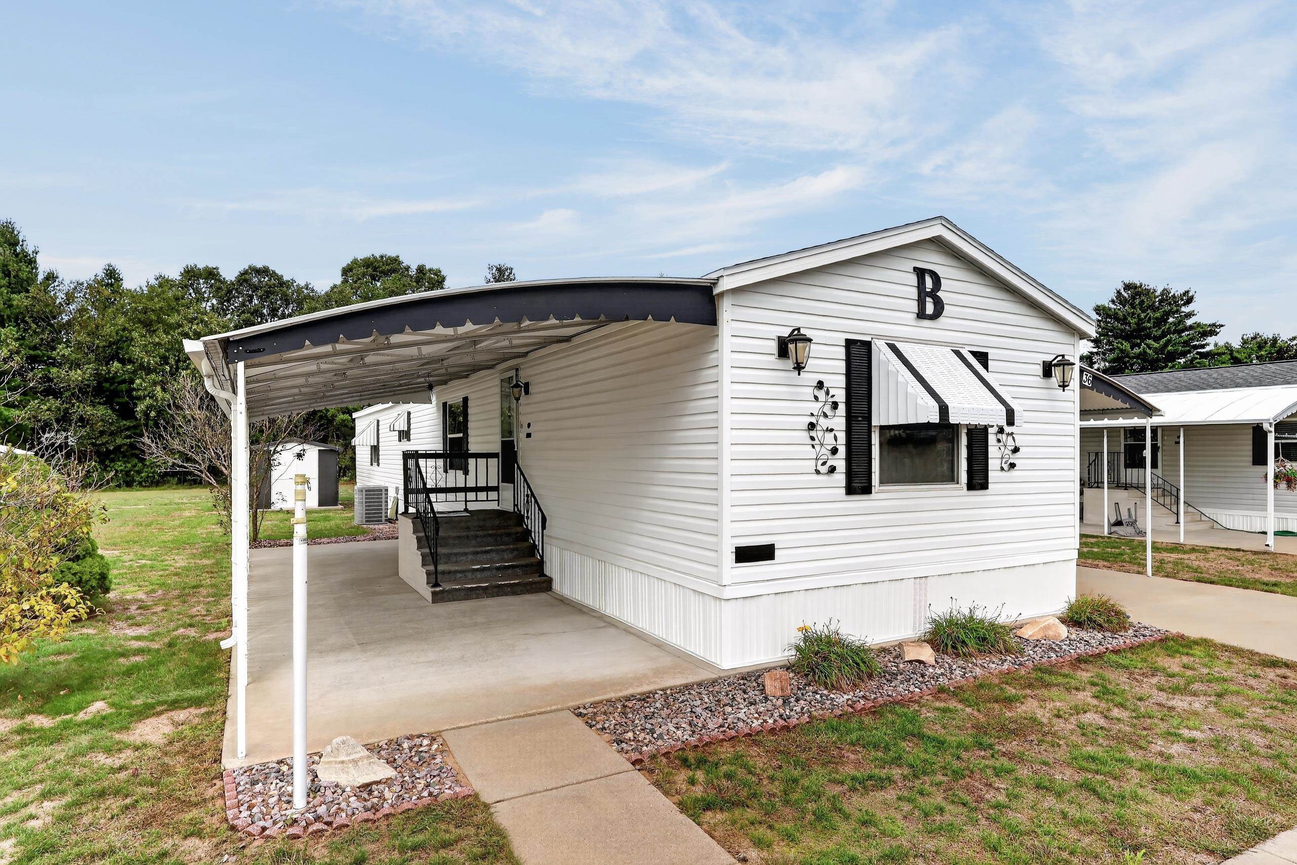 8311 STATE HIGHWAY 13 SOUTH, Wisconsin Rapids, Wisconsin 54494, 2 Bedrooms Bedrooms, ,2 BathroomsBathrooms,Residential,For Sale,8311 STATE HIGHWAY 13 SOUTH,22604586