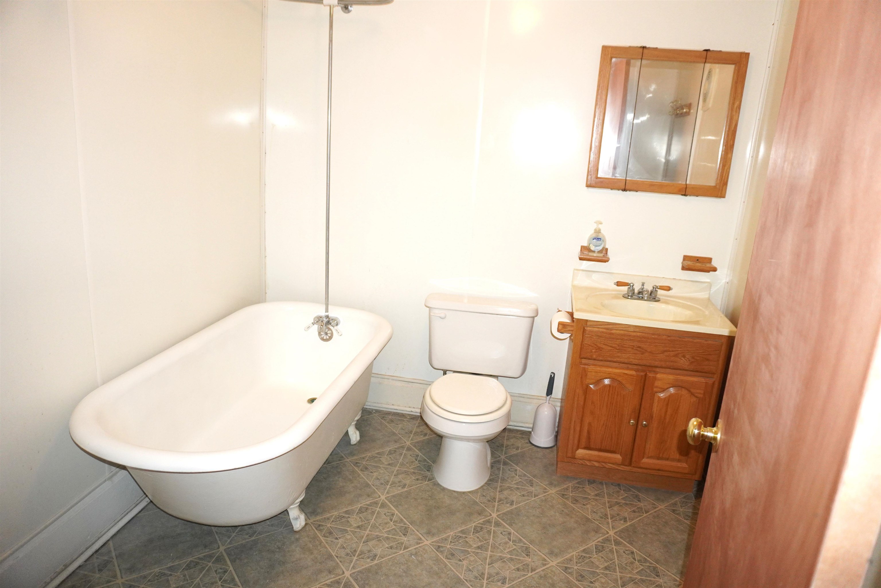 1605 E MAIN STREET, Merrill, Wisconsin 54452, 6 Bedrooms Bedrooms, ,2 BathroomsBathrooms,Residential,For Sale,1605 E MAIN STREET,22604591