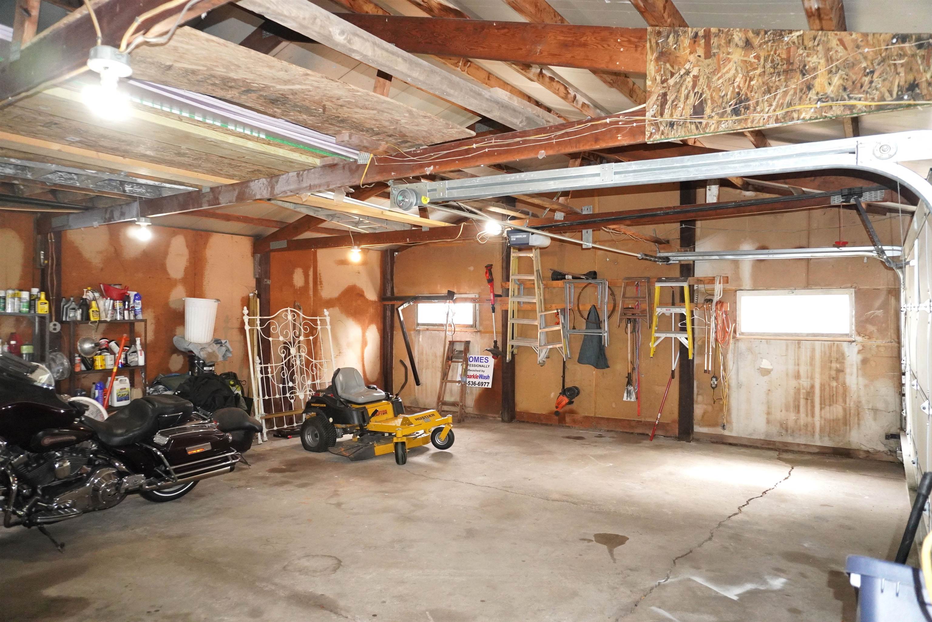 1605 E MAIN STREET, Merrill, Wisconsin 54452, 6 Bedrooms Bedrooms, ,2 BathroomsBathrooms,Residential,For Sale,1605 E MAIN STREET,22604591