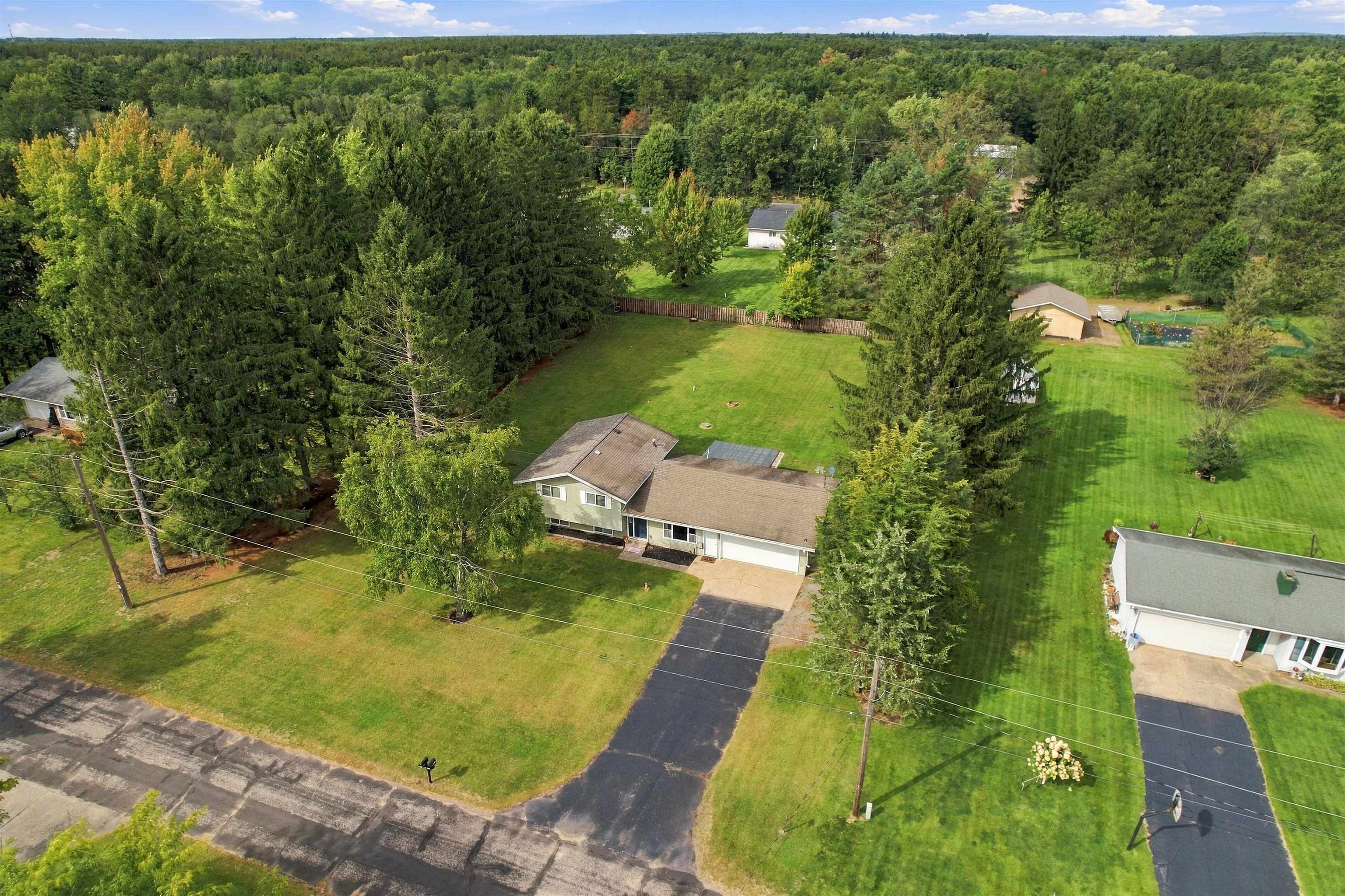 8331 CEDAR LANE, Wisconsin Rapids, Wisconsin 54494, 3 Bedrooms Bedrooms, ,1 BathroomBathrooms,Residential,For Sale,8331 CEDAR LANE,22604592