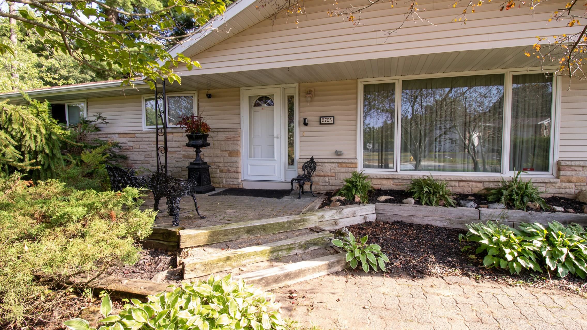 2705 JELINEK AVENUE, Weston, Wisconsin 54476, 3 Bedrooms Bedrooms, ,2 BathroomsBathrooms,Residential,For Sale,2705 JELINEK AVENUE,22604595