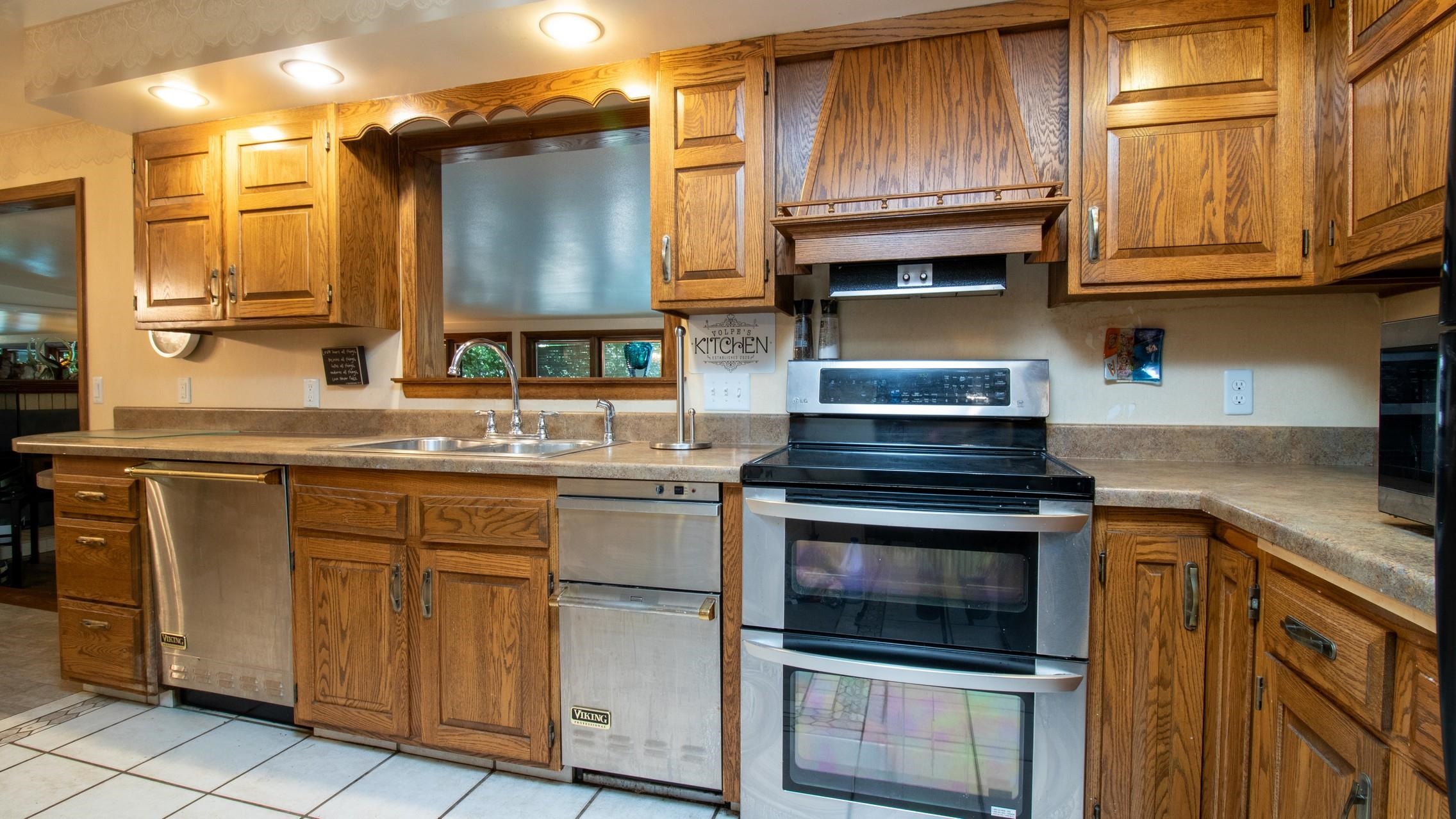 2705 JELINEK AVENUE, Weston, Wisconsin 54476, 3 Bedrooms Bedrooms, ,2 BathroomsBathrooms,Residential,For Sale,2705 JELINEK AVENUE,22604595