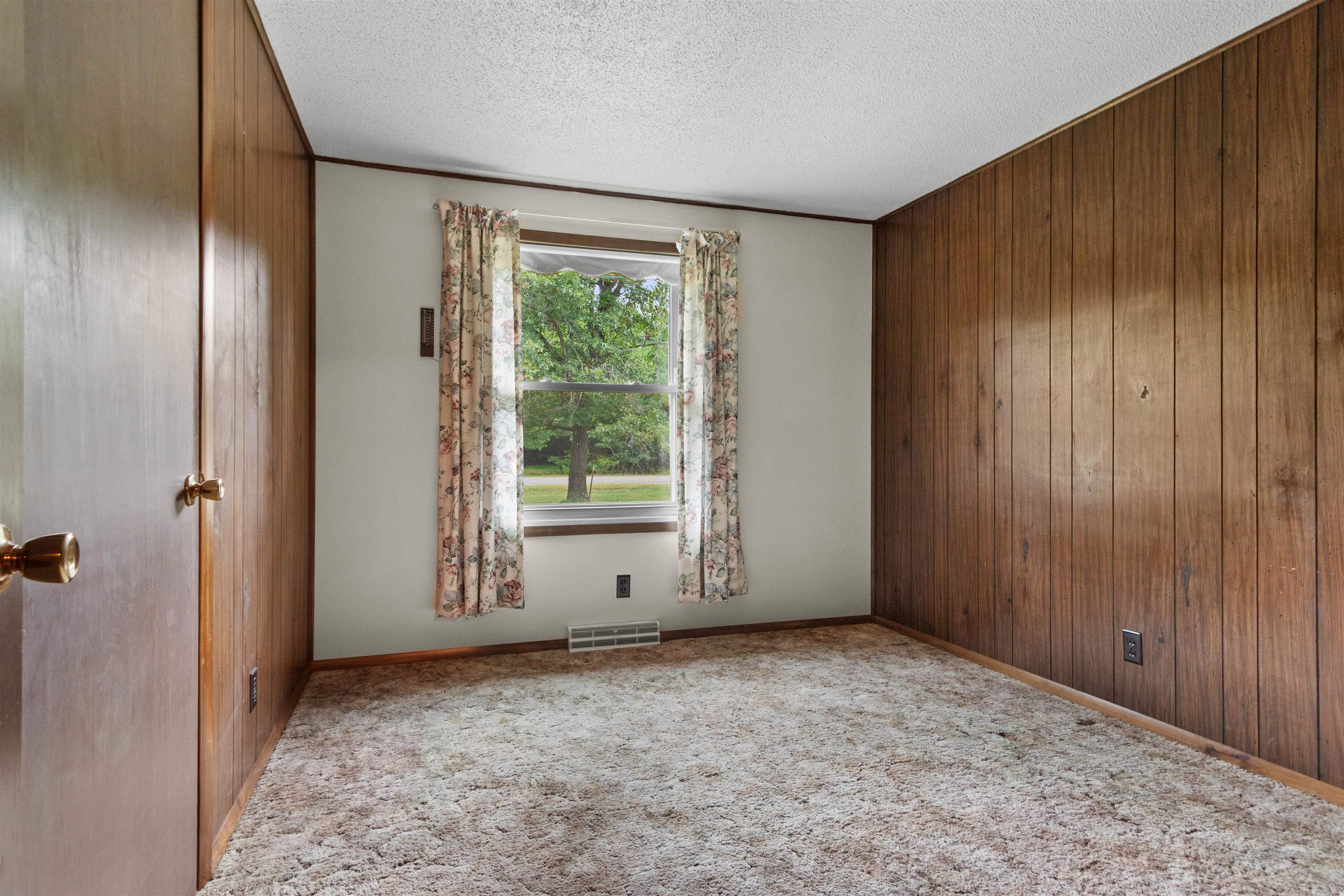 4555 LYNN HILL ROAD, Nekoosa, Wisconsin 54457, 3 Bedrooms Bedrooms, ,1 BathroomBathrooms,Residential,For Sale,4555 LYNN HILL ROAD,22604599