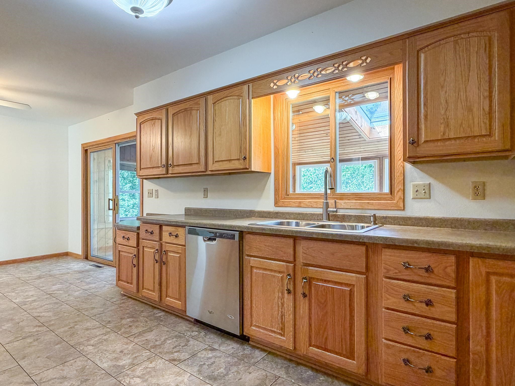 1906 PERRY DRIVE, Schofield, Wisconsin 54476, 4 Bedrooms Bedrooms, ,2 BathroomsBathrooms,Residential,For Sale,1906 PERRY DRIVE,22604601