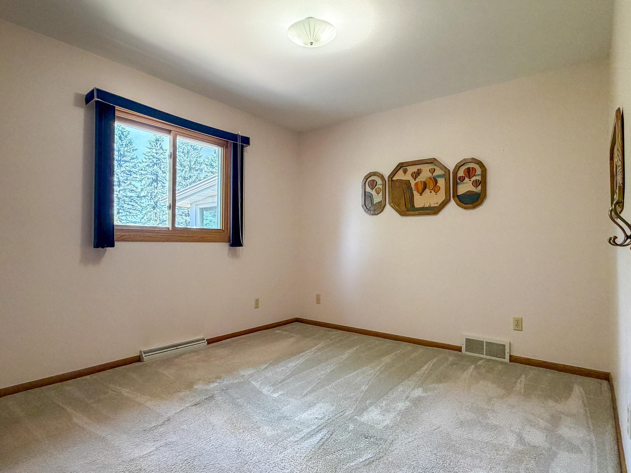 1906 PERRY DRIVE, Schofield, Wisconsin 54476, 4 Bedrooms Bedrooms, ,2 BathroomsBathrooms,Residential,For Sale,1906 PERRY DRIVE,22604601