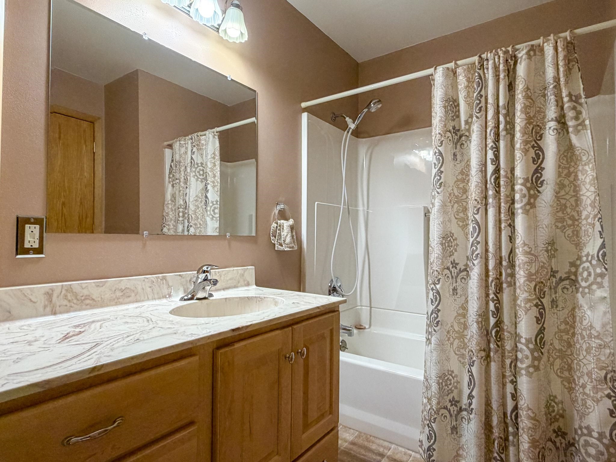 1906 PERRY DRIVE, Schofield, Wisconsin 54476, 4 Bedrooms Bedrooms, ,2 BathroomsBathrooms,Residential,For Sale,1906 PERRY DRIVE,22604601