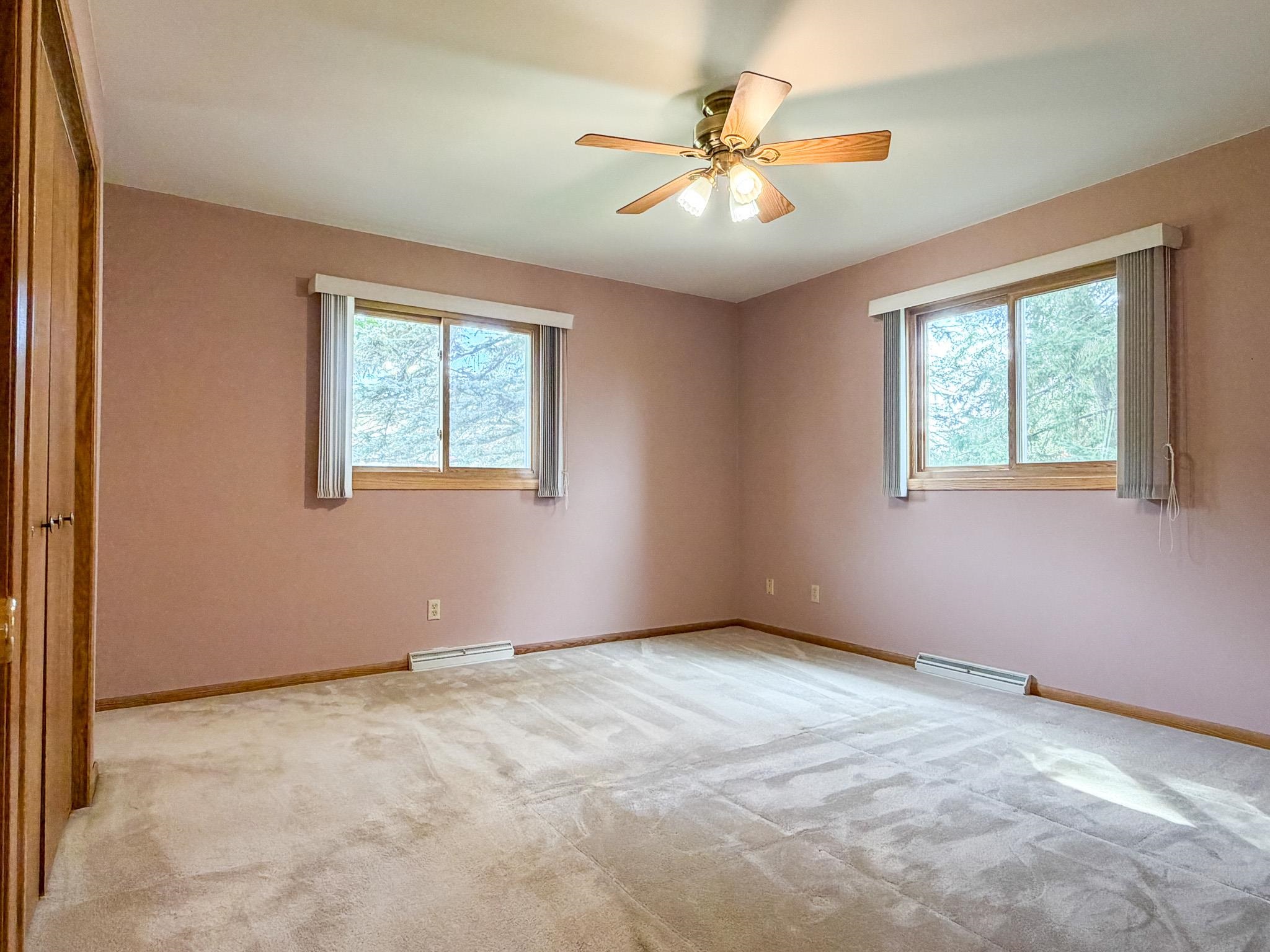 1906 PERRY DRIVE, Schofield, Wisconsin 54476, 4 Bedrooms Bedrooms, ,2 BathroomsBathrooms,Residential,For Sale,1906 PERRY DRIVE,22604601