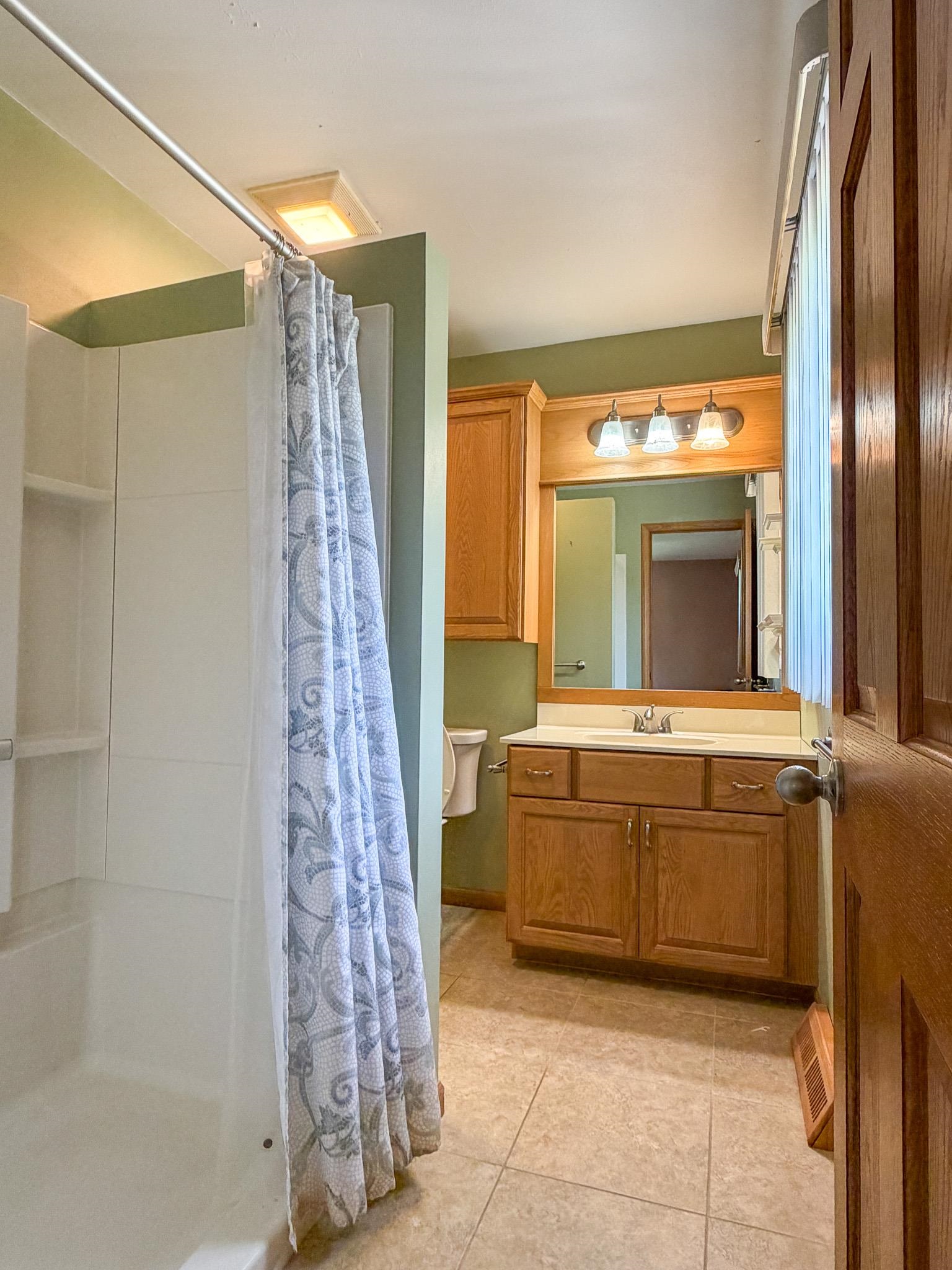 1906 PERRY DRIVE, Schofield, Wisconsin 54476, 4 Bedrooms Bedrooms, ,2 BathroomsBathrooms,Residential,For Sale,1906 PERRY DRIVE,22604601