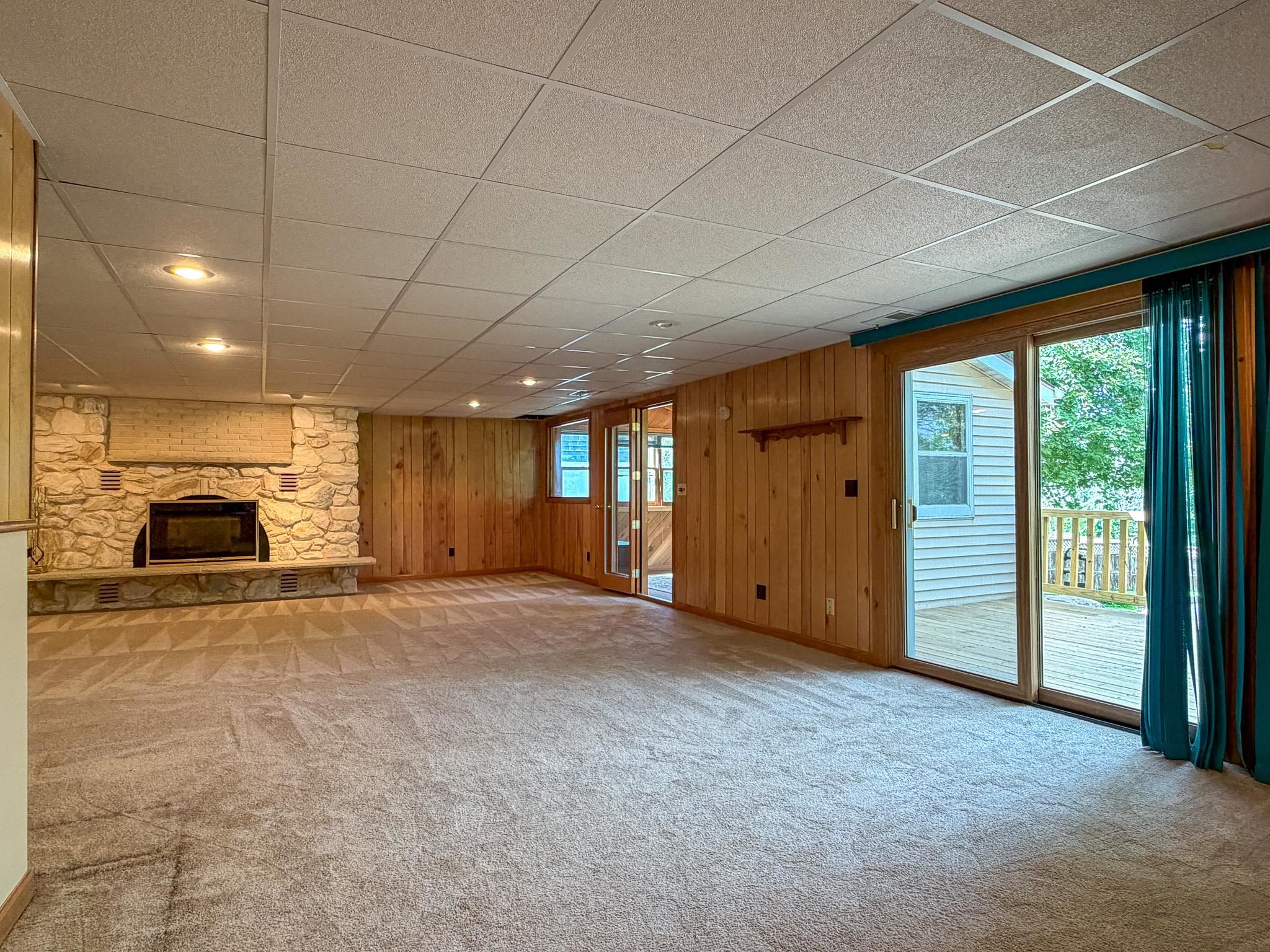 1906 PERRY DRIVE, Schofield, Wisconsin 54476, 4 Bedrooms Bedrooms, ,2 BathroomsBathrooms,Residential,For Sale,1906 PERRY DRIVE,22604601