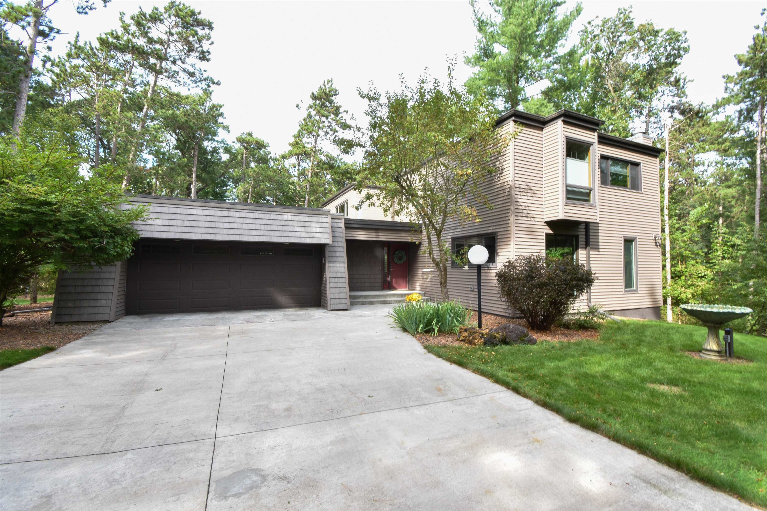 4903 BARBARAS LANE, Stevens Point, Wisconsin 54481, 4 Bedrooms Bedrooms, ,2 BathroomsBathrooms,Residential,For Sale,4903 BARBARAS LANE,22604609