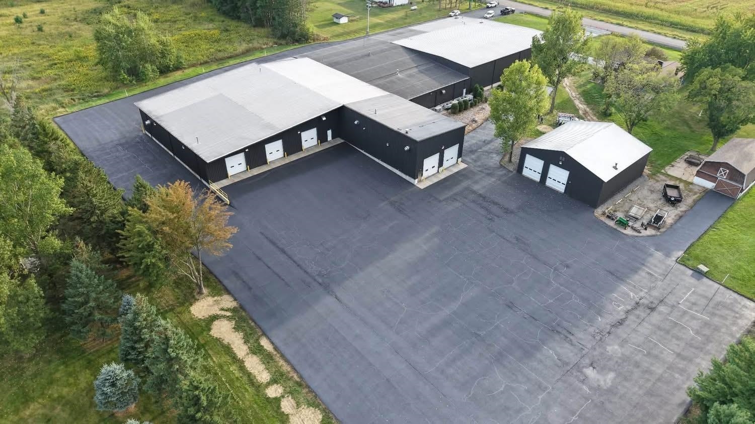 10610 WASHINGTON AVENUE, Marshfield, Wisconsin 54449, ,Commercial/industrial,For Rent,10610 WASHINGTON AVENUE,22604610