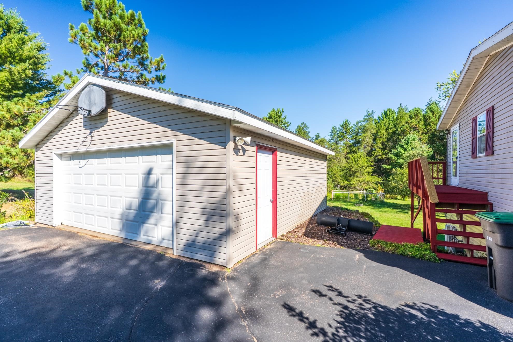 1703 CEDAR AVENUE, Tomahawk, Wisconsin 54487, 4 Bedrooms Bedrooms, ,2 BathroomsBathrooms,Residential,For Sale,1703 CEDAR AVENUE,22604611