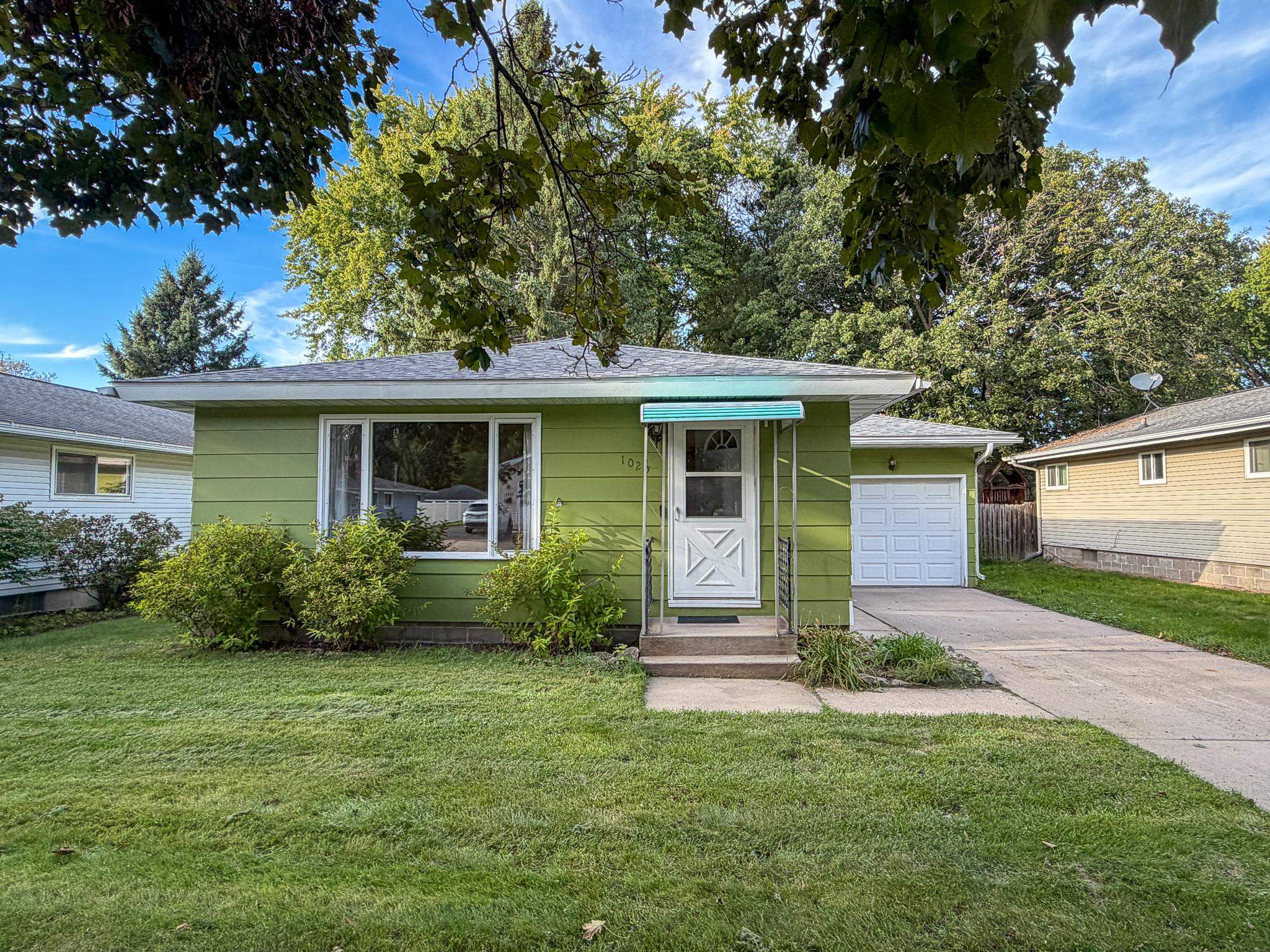 1020 MCINTOSH STREET, Wausau, Wisconsin 54403, 3 Bedrooms Bedrooms, ,1 BathroomBathrooms,Residential,For Sale,1020 MCINTOSH STREET,22604615