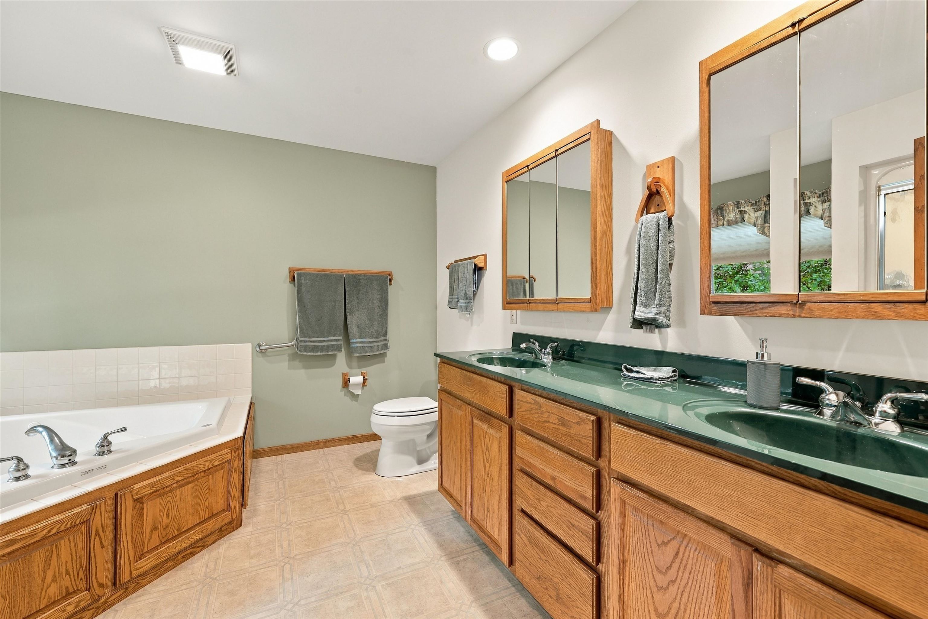 5120 TIMBERLAND TRAIL, Wisconsin Rapids, Wisconsin 54494, 3 Bedrooms Bedrooms, ,2 BathroomsBathrooms,Residential,For Sale,5120 TIMBERLAND TRAIL,22604618