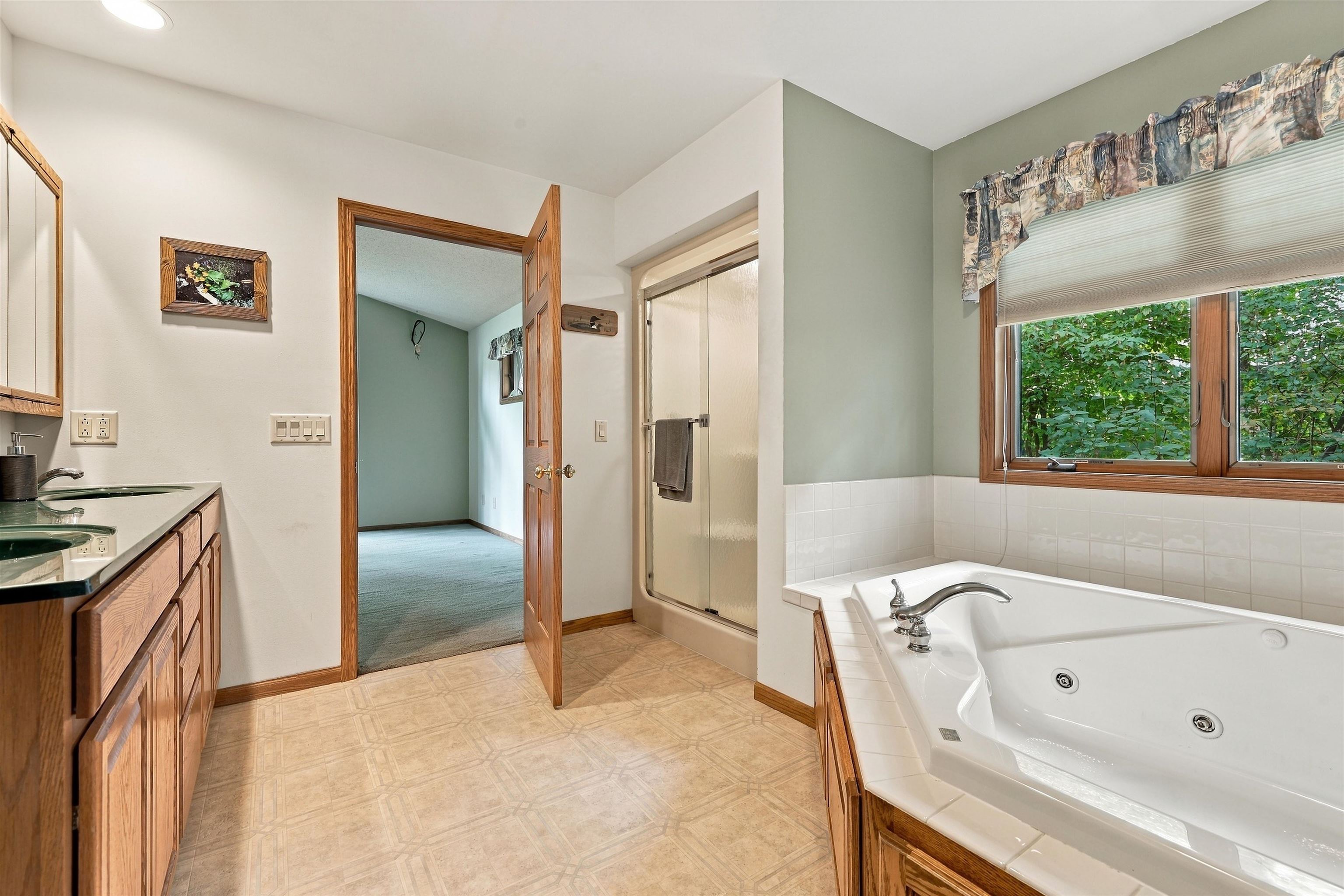 5120 TIMBERLAND TRAIL, Wisconsin Rapids, Wisconsin 54494, 3 Bedrooms Bedrooms, ,2 BathroomsBathrooms,Residential,For Sale,5120 TIMBERLAND TRAIL,22604618