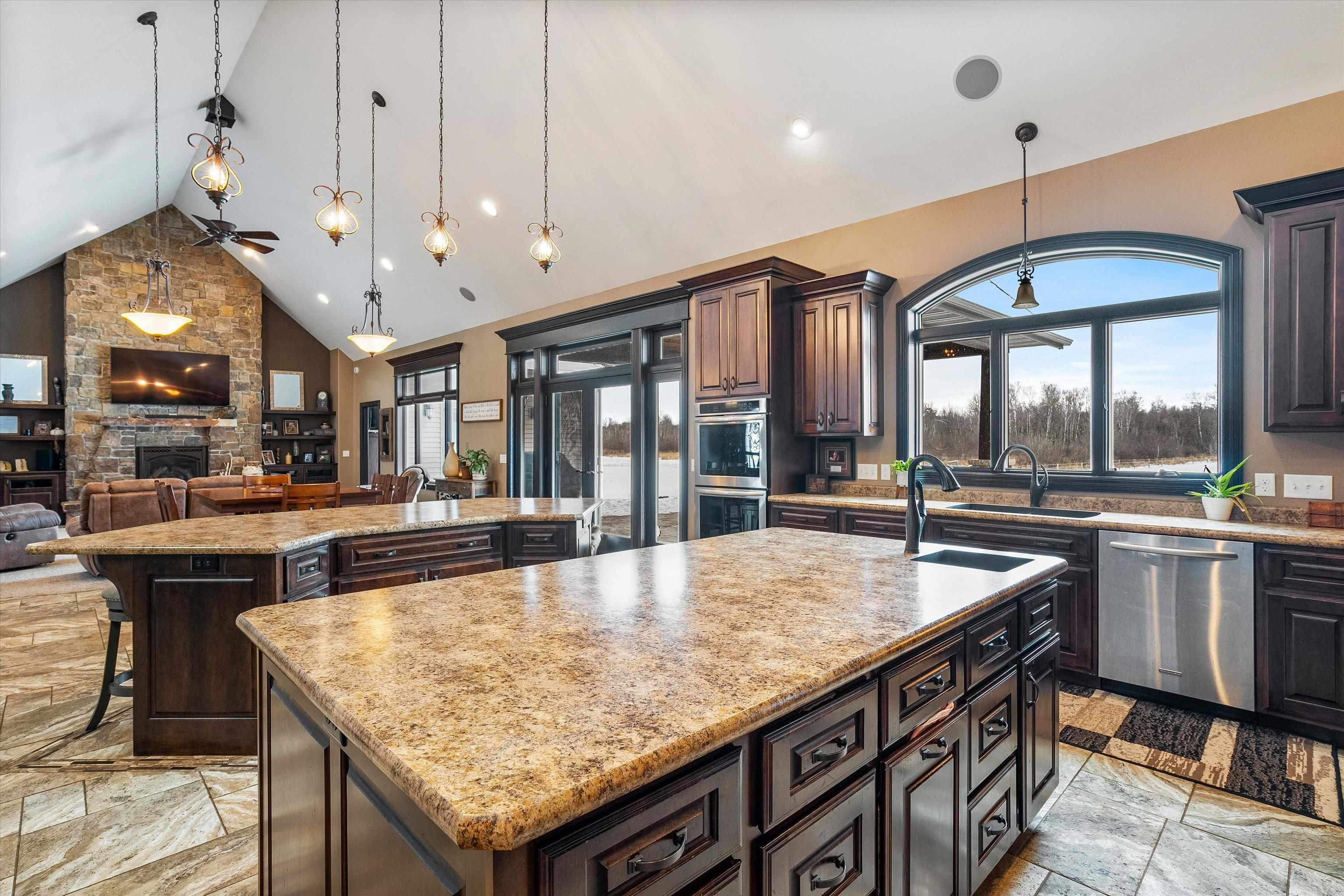 9073 RICHFIELD DRIVE, Marshfield, Wisconsin 54449, 6 Bedrooms Bedrooms, ,3 BathroomsBathrooms,Residential,For Sale,9073 RICHFIELD DRIVE,22604619