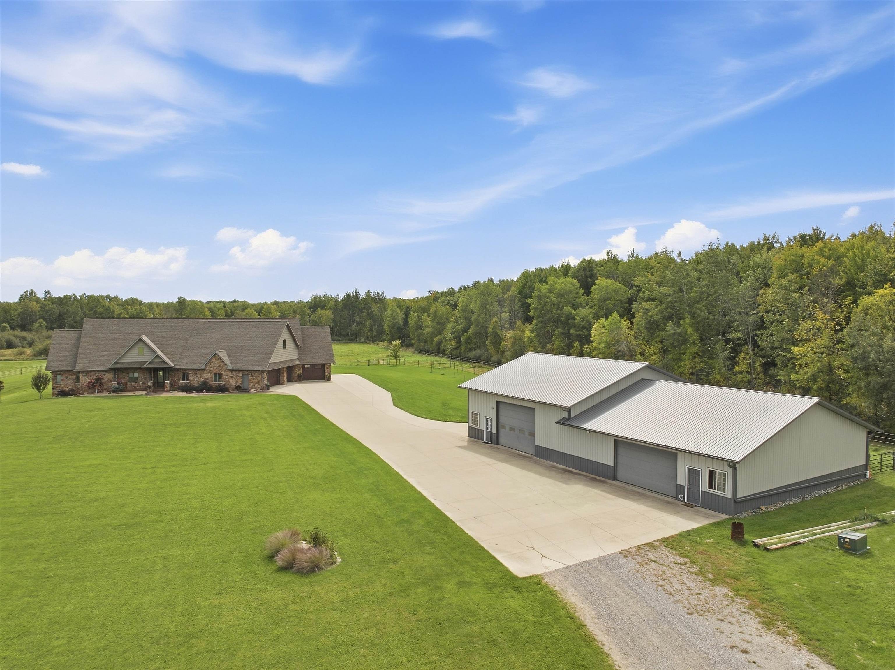 9073 RICHFIELD DRIVE, Marshfield, Wisconsin 54449, 6 Bedrooms Bedrooms, ,3 BathroomsBathrooms,Residential,For Sale,9073 RICHFIELD DRIVE,22604619
