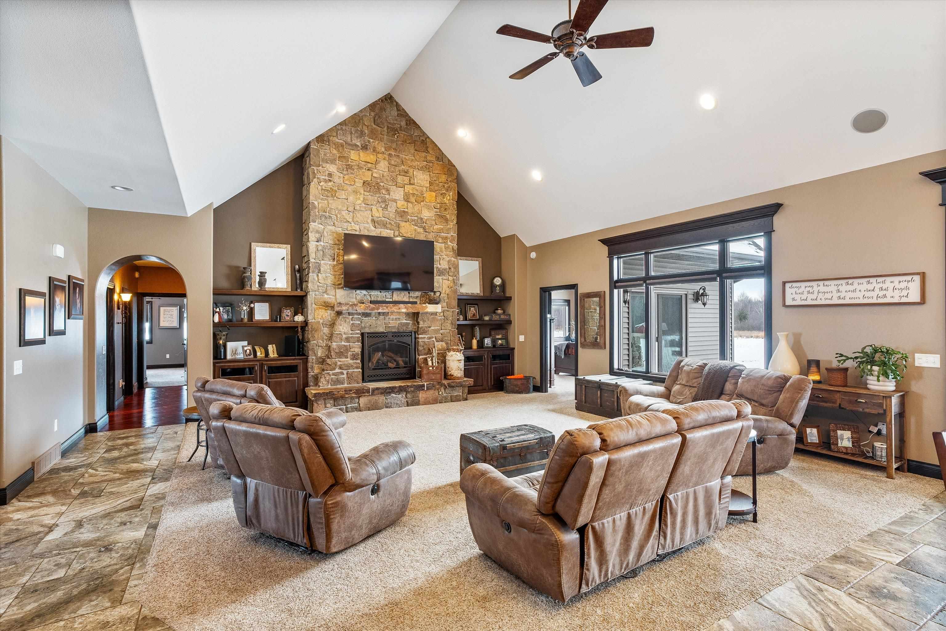 9073 RICHFIELD DRIVE, Marshfield, Wisconsin 54449, 6 Bedrooms Bedrooms, ,3 BathroomsBathrooms,Residential,For Sale,9073 RICHFIELD DRIVE,22604619