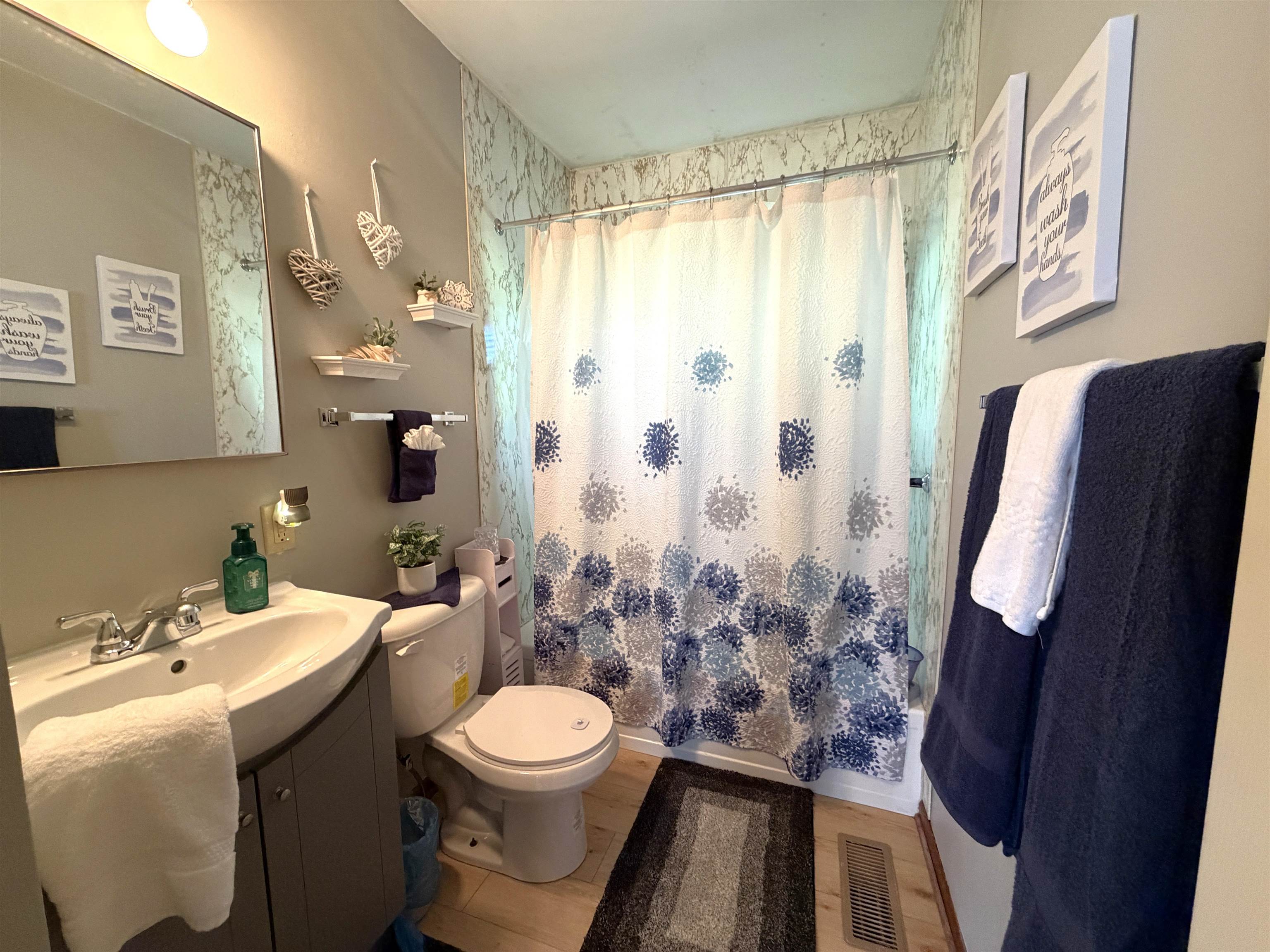 W9568 NORTH AVENUE, Antigo, Wisconsin 54409, 2 Bedrooms Bedrooms, ,1 BathroomBathrooms,Residential,For Sale,W9568 NORTH AVENUE,22604621