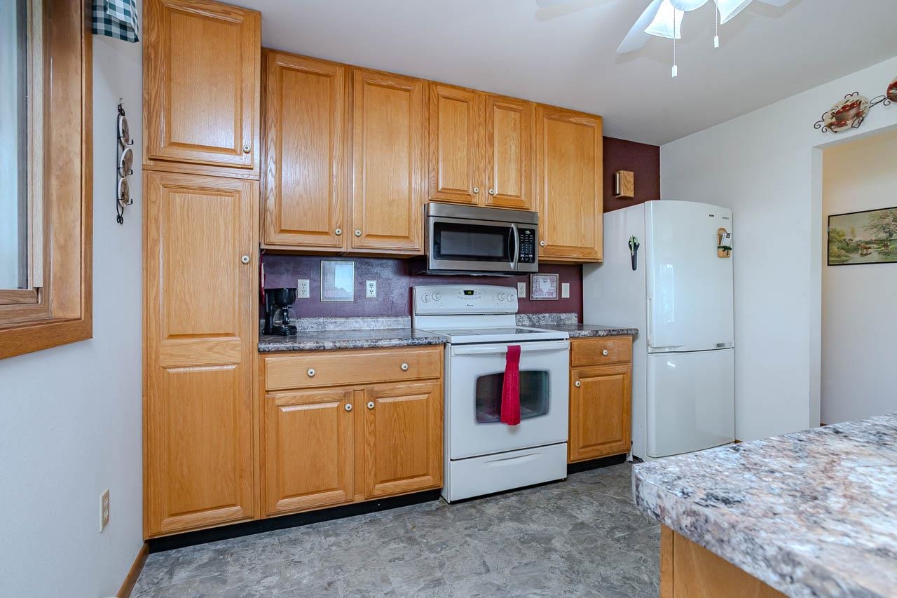 W5554 LINCOLN DRIVE, Merrill, Wisconsin 54452, 4 Bedrooms Bedrooms, ,3 BathroomsBathrooms,Residential,For Sale,W5554 LINCOLN DRIVE,22604623