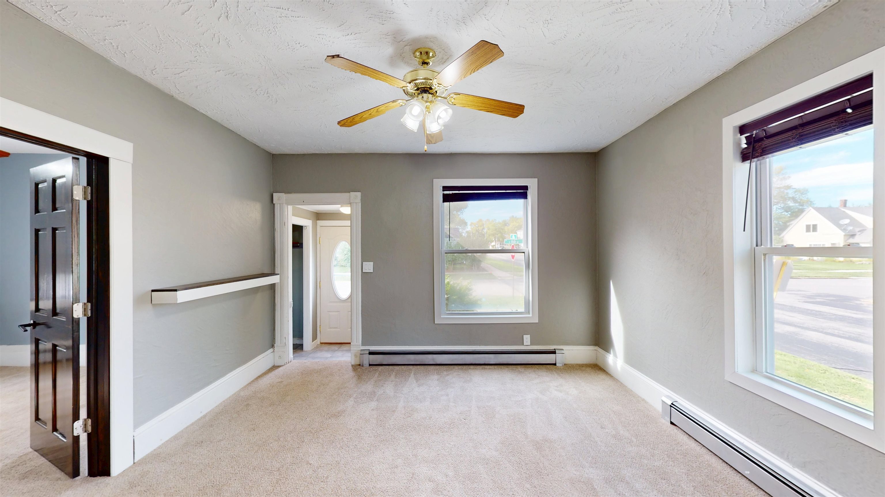901 S ASH AVENUE, Marshfield, Wisconsin 54449, 2 Bedrooms Bedrooms, ,1 BathroomBathrooms,Residential,For Sale,901 S ASH AVENUE,22604625