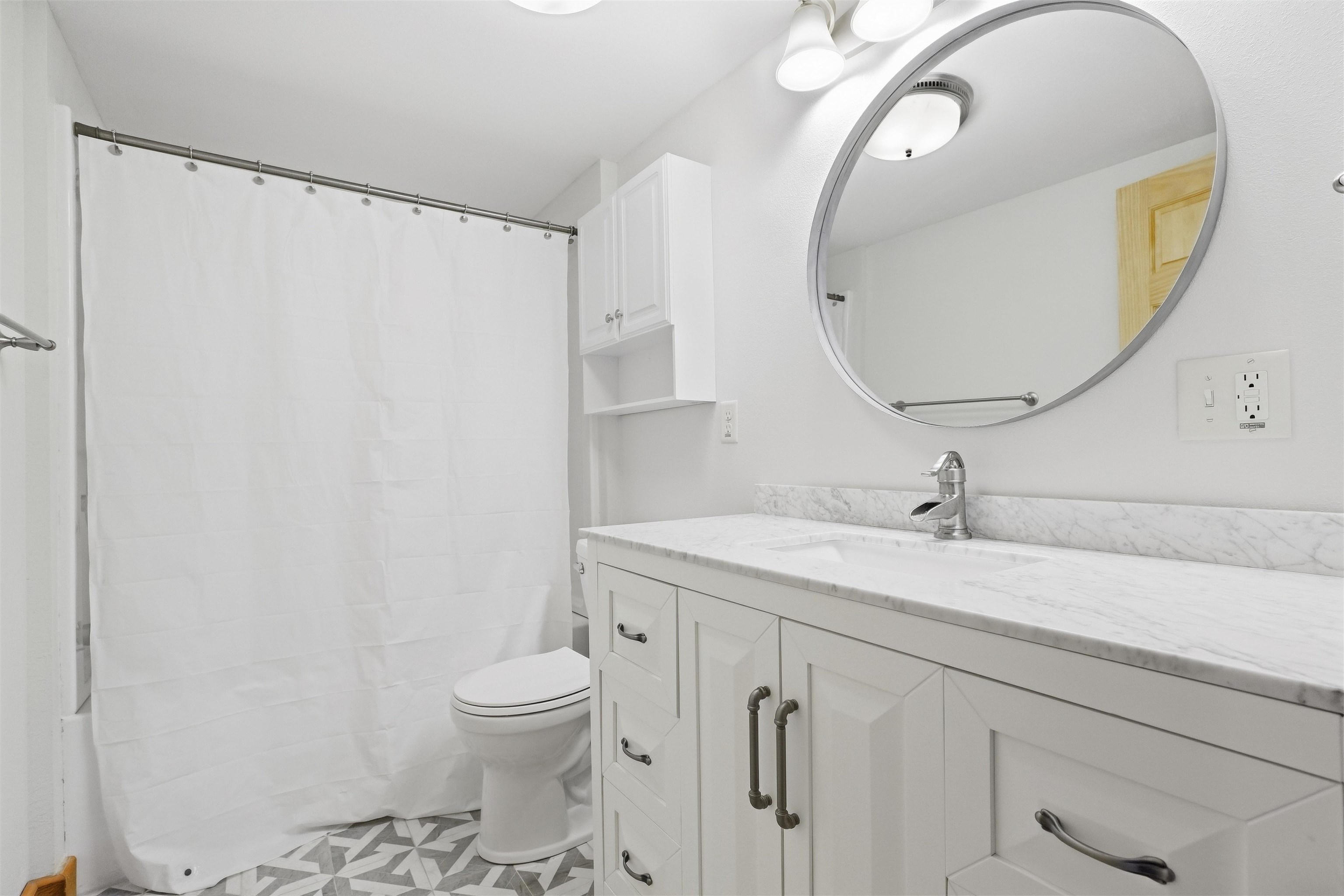 517 E OGDEN STREET, Medford, Wisconsin 54451, 4 Bedrooms Bedrooms, ,3 BathroomsBathrooms,Residential,For Sale,517 E OGDEN STREET,22604631