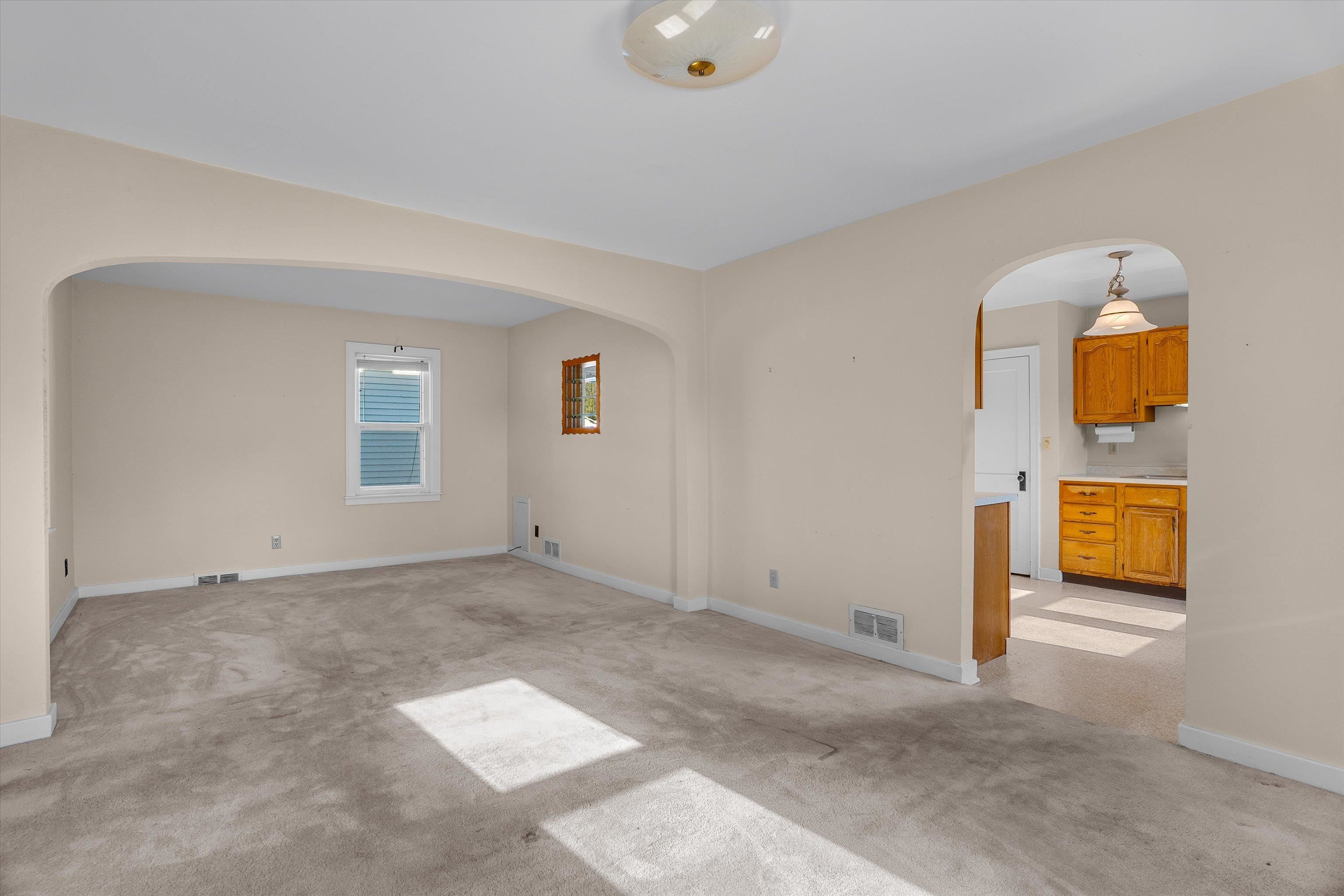 109 W DOEGE STREET, Marshfield, Wisconsin 54449, 4 Bedrooms Bedrooms, ,1 BathroomBathrooms,Residential,For Sale,109 W DOEGE STREET,22604632
