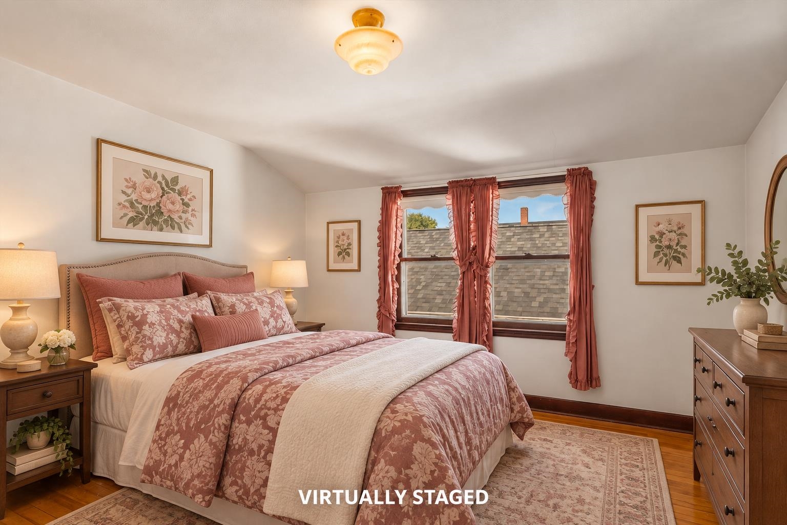 109 W DOEGE STREET, Marshfield, Wisconsin 54449, 4 Bedrooms Bedrooms, ,1 BathroomBathrooms,Residential,For Sale,109 W DOEGE STREET,22604632
