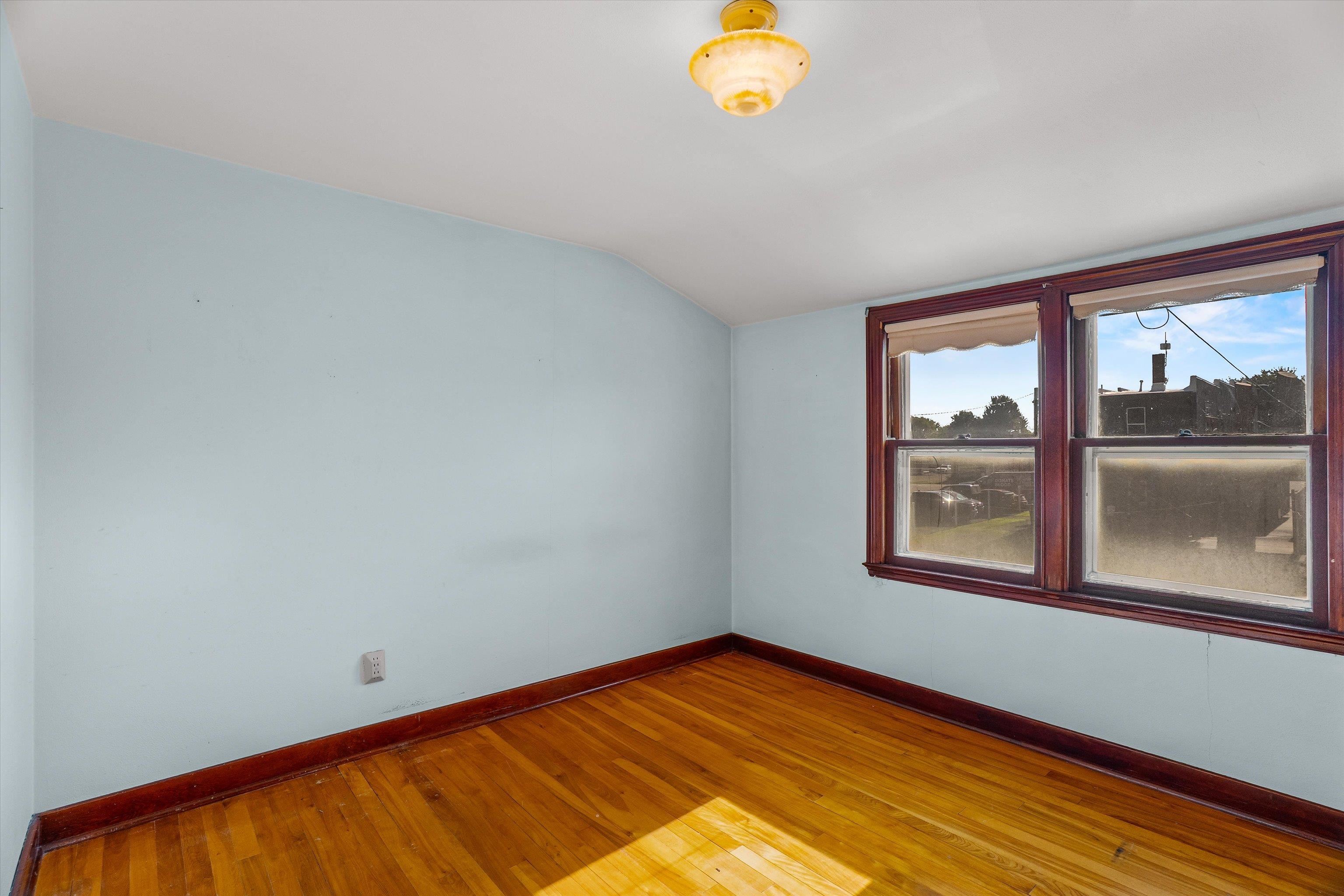 109 W DOEGE STREET, Marshfield, Wisconsin 54449, 4 Bedrooms Bedrooms, ,1 BathroomBathrooms,Residential,For Sale,109 W DOEGE STREET,22604632
