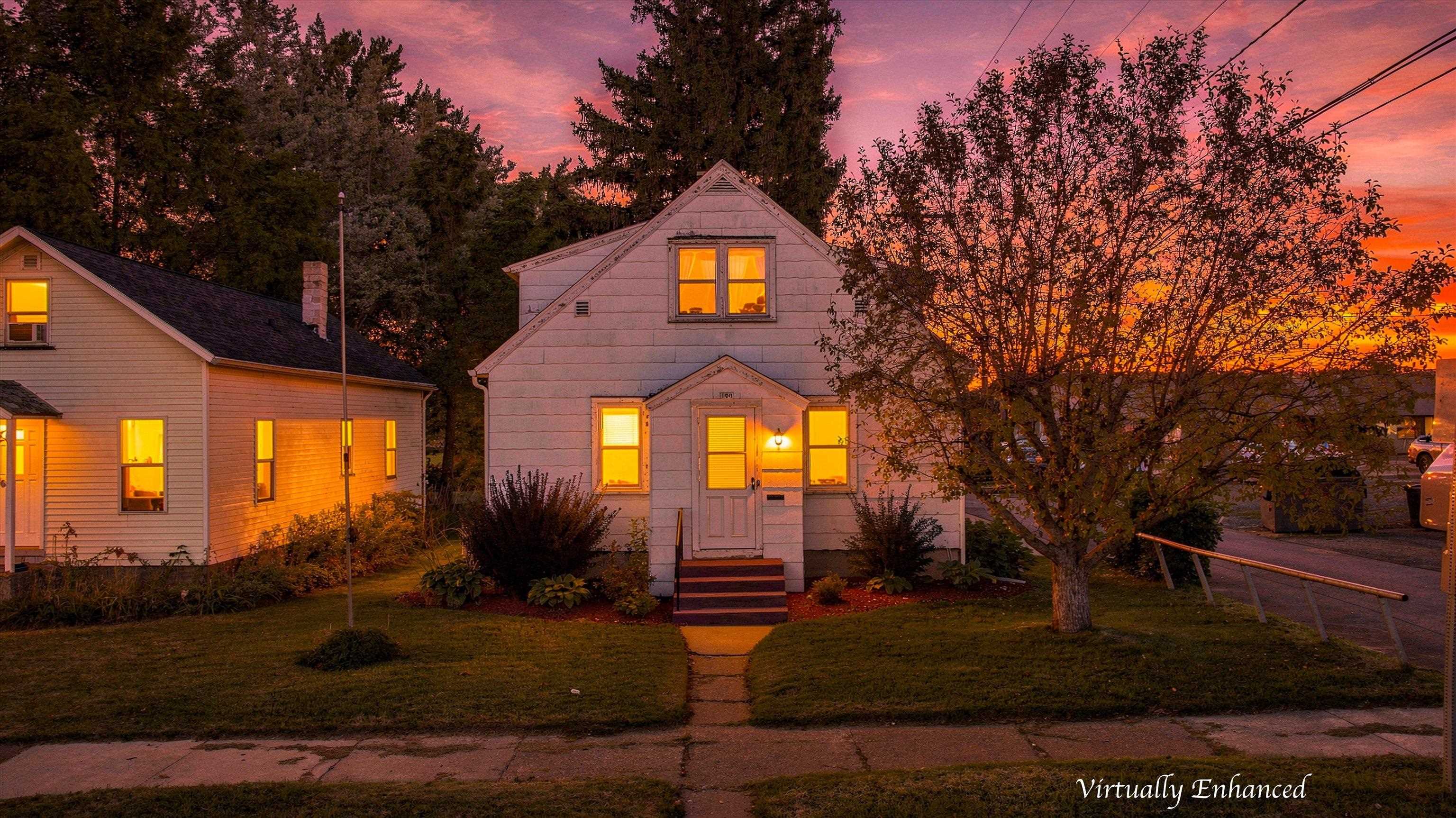 109 W DOEGE STREET, Marshfield, Wisconsin 54449, 4 Bedrooms Bedrooms, ,1 BathroomBathrooms,Residential,For Sale,109 W DOEGE STREET,22604632