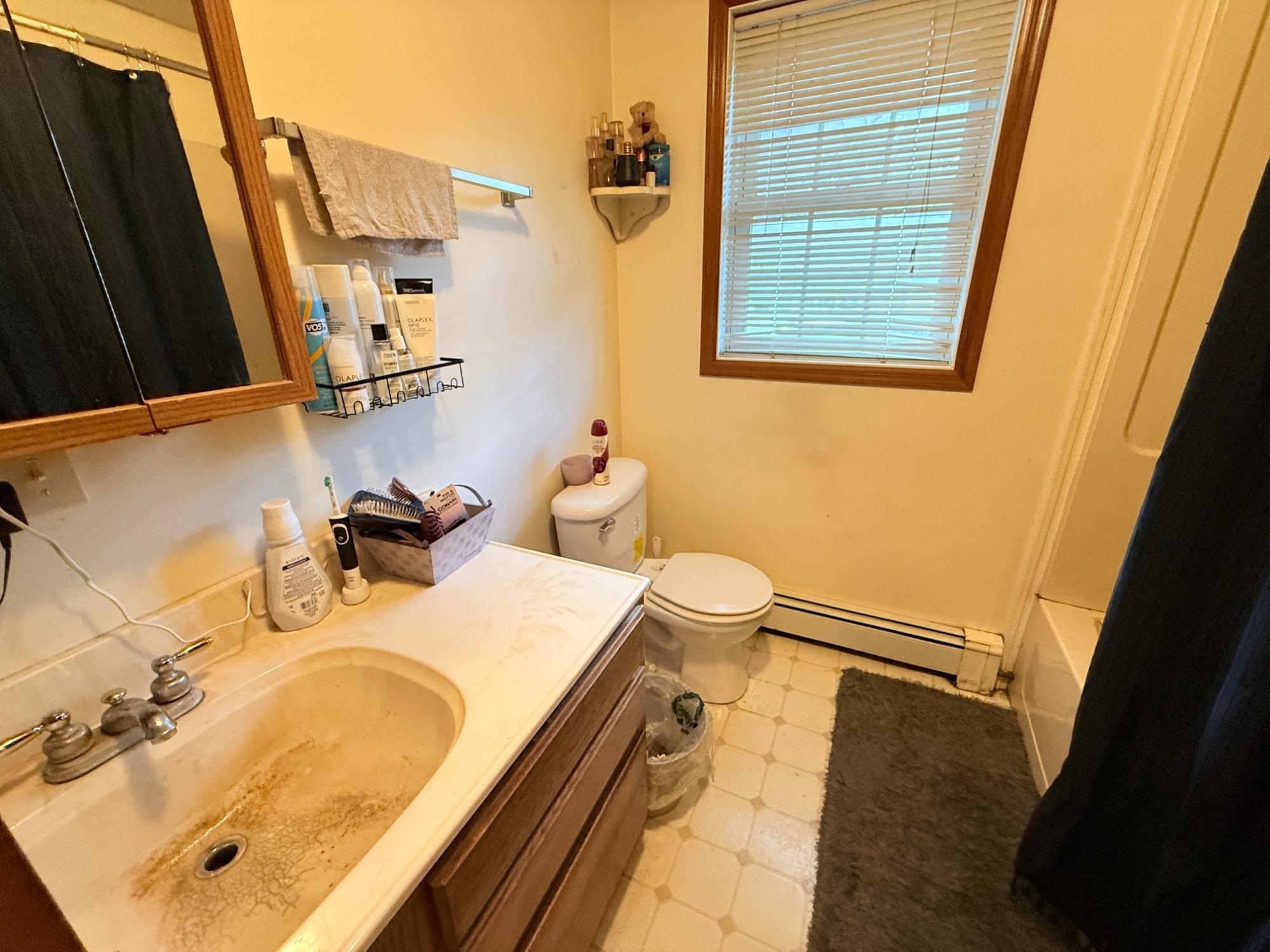 917 MAPLE STREET, Prentice, Wisconsin 54556, 6 Bedrooms Bedrooms, ,4 BathroomsBathrooms,Residential,For Sale,917 MAPLE STREET,22604635