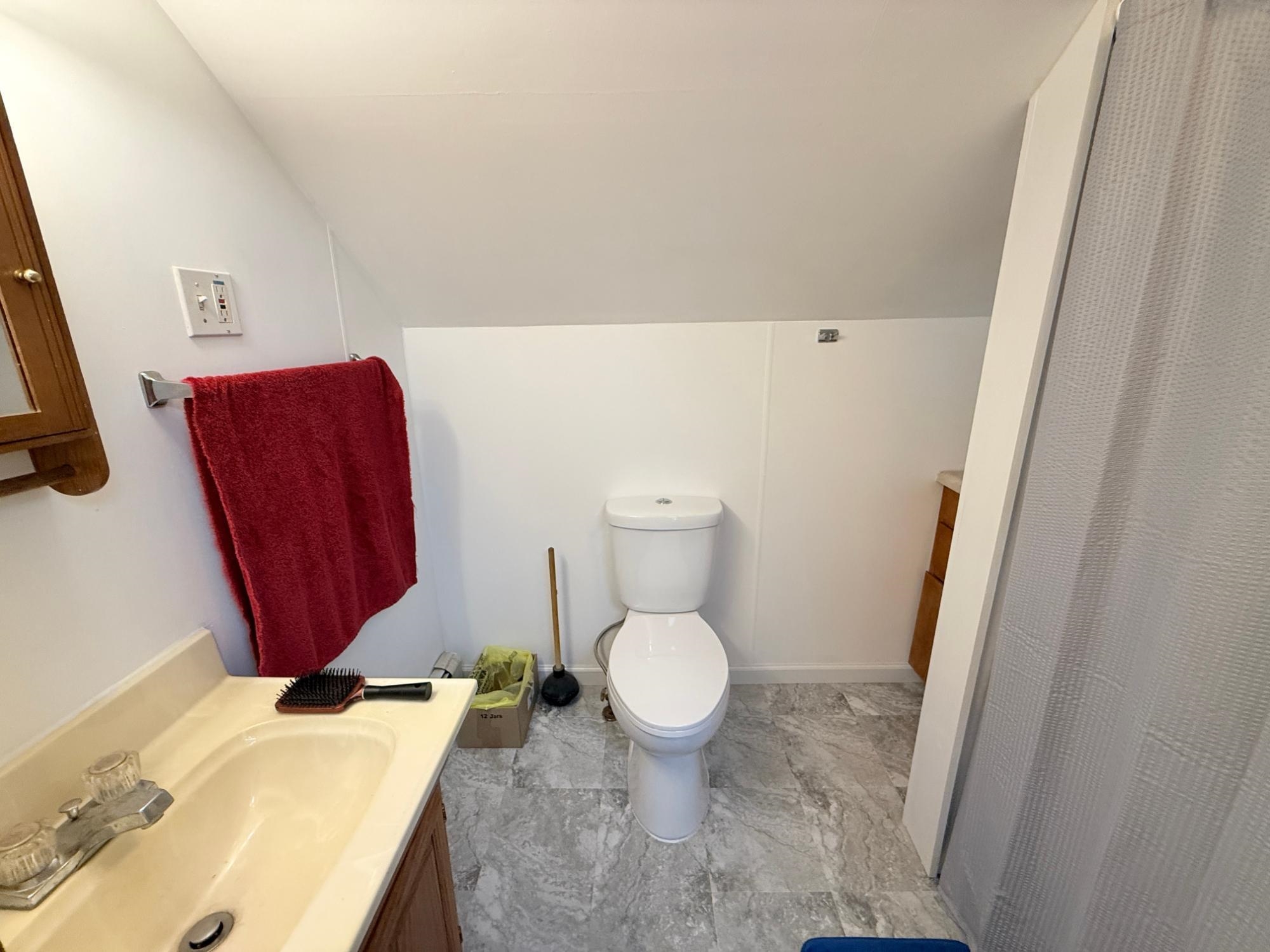 917 MAPLE STREET, Prentice, Wisconsin 54556, 6 Bedrooms Bedrooms, ,4 BathroomsBathrooms,Residential,For Sale,917 MAPLE STREET,22604635