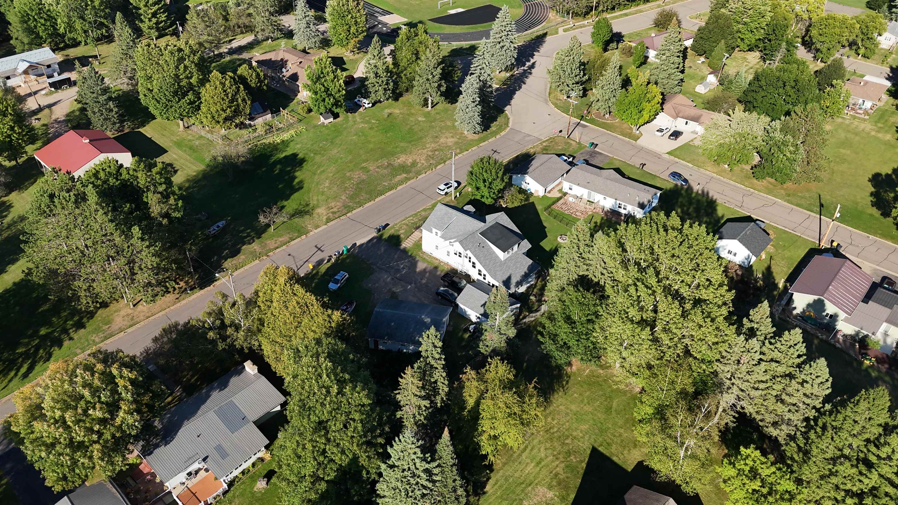 917 MAPLE STREET, Prentice, Wisconsin 54556, 6 Bedrooms Bedrooms, ,4 BathroomsBathrooms,Residential,For Sale,917 MAPLE STREET,22604635