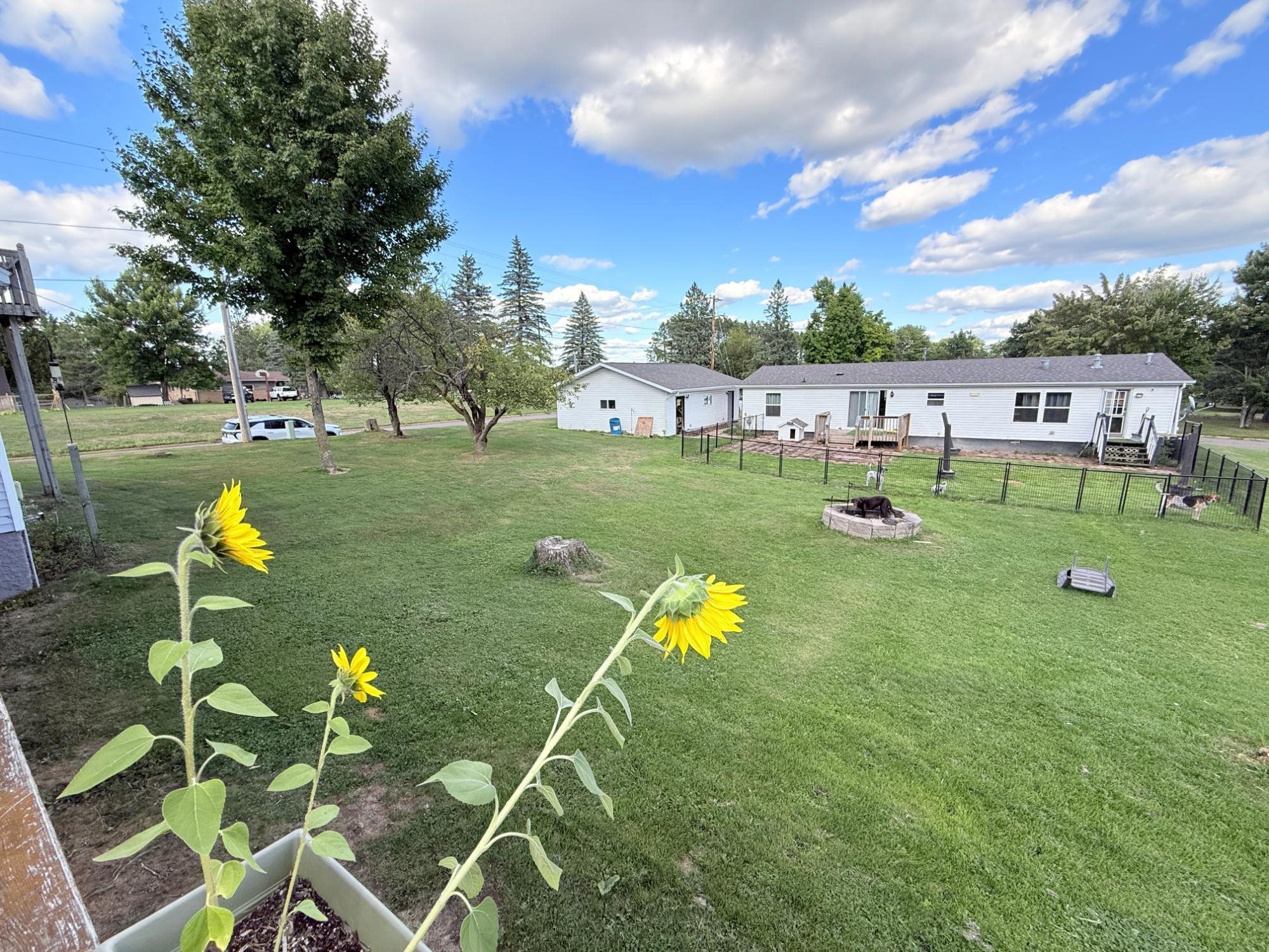 917 MAPLE STREET, Prentice, Wisconsin 54556, 6 Bedrooms Bedrooms, ,4 BathroomsBathrooms,Residential,For Sale,917 MAPLE STREET,22604635