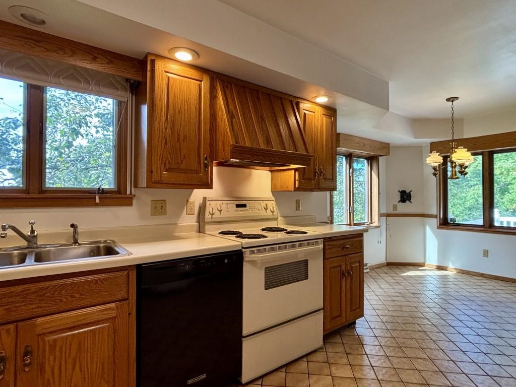 920 S 13TH DRIVE, Wausau, Wisconsin 54403, 3 Bedrooms Bedrooms, ,1 BathroomBathrooms,Residential,For Sale,920 S 13TH DRIVE,22604637