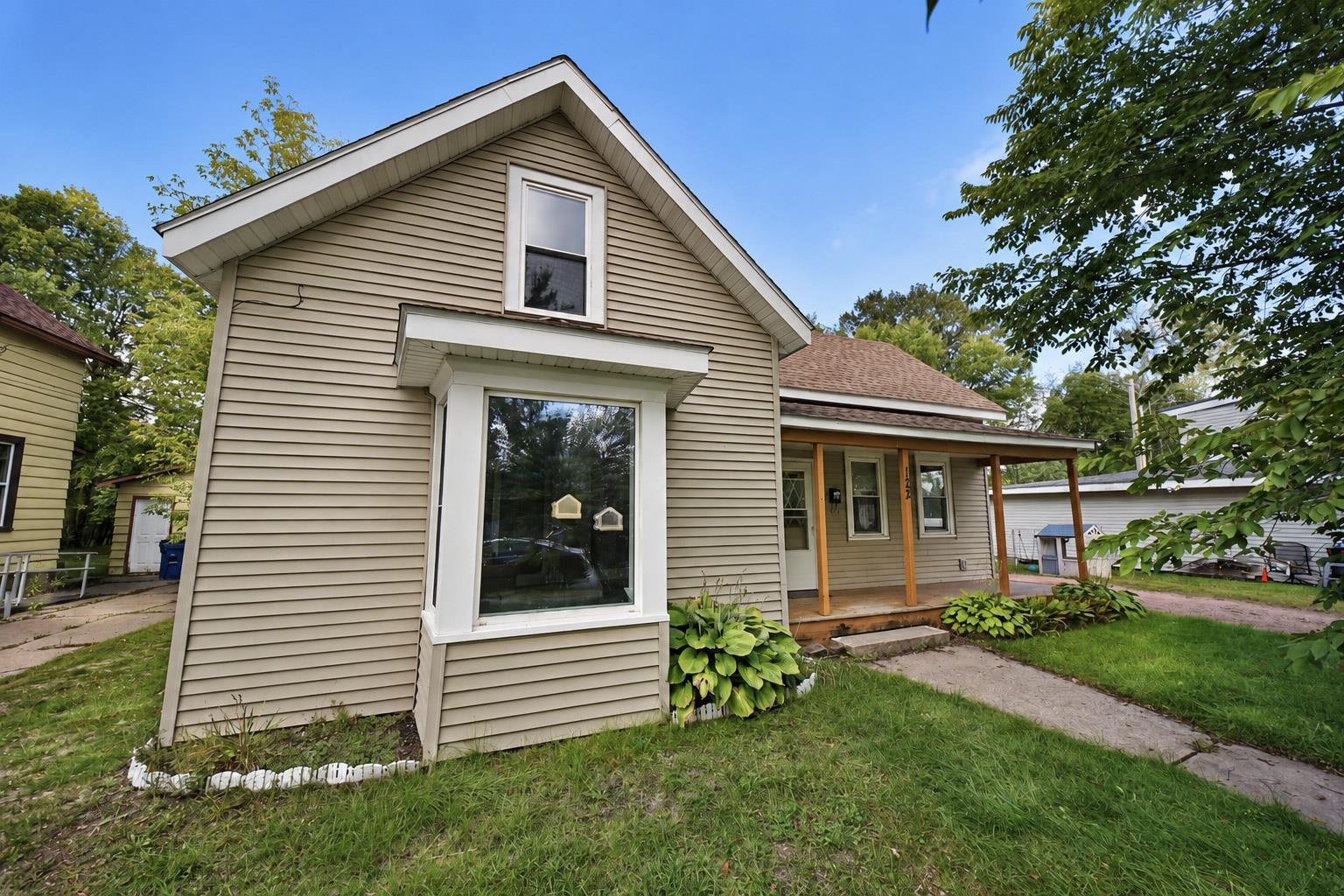 122 RIVER STREET, Wausau, Wisconsin 54401, 4 Bedrooms Bedrooms, ,1 BathroomBathrooms,Residential,For Sale,122 RIVER STREET,22604638