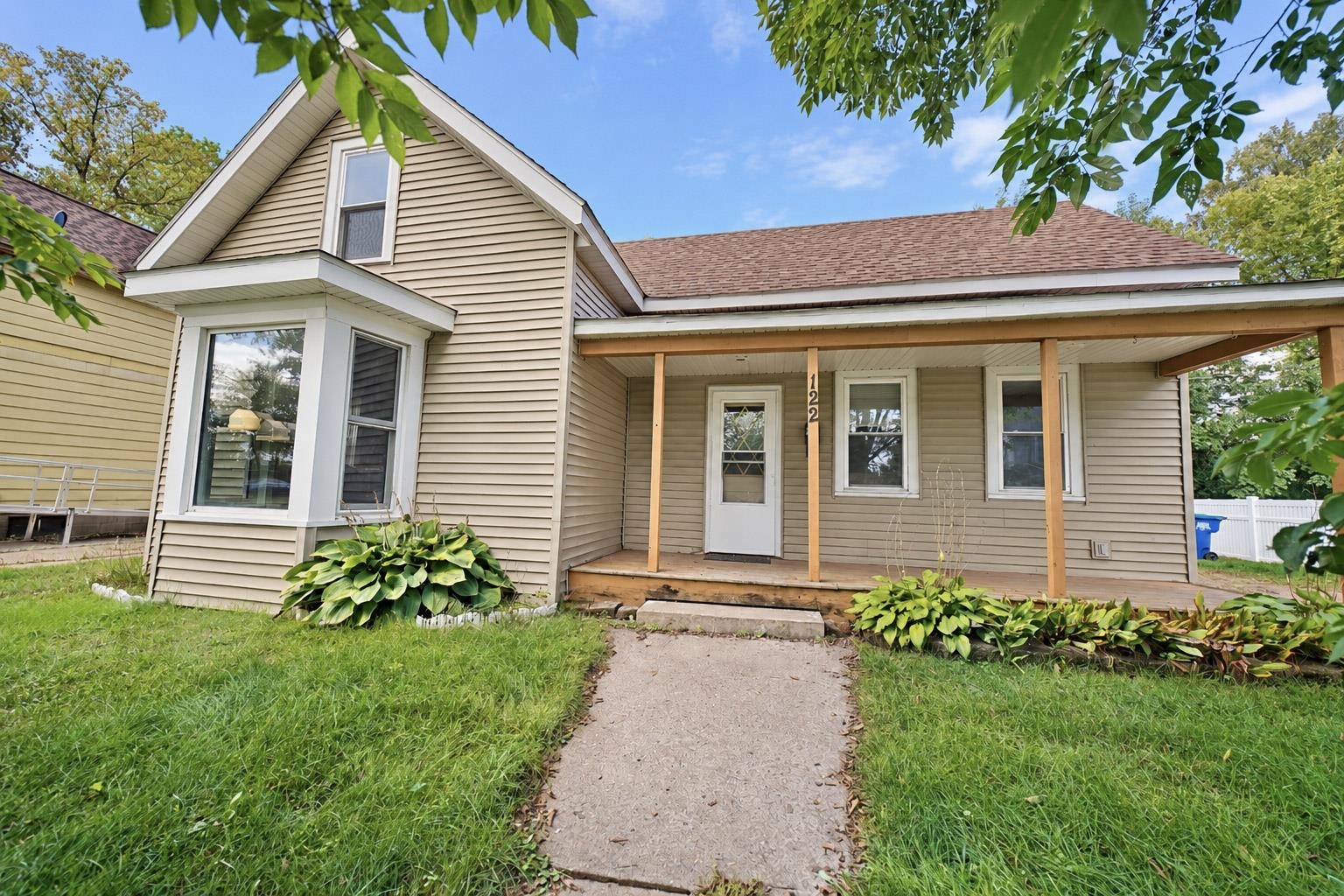 122 RIVER STREET, Wausau, Wisconsin 54401, 4 Bedrooms Bedrooms, ,1 BathroomBathrooms,Residential,For Sale,122 RIVER STREET,22604638