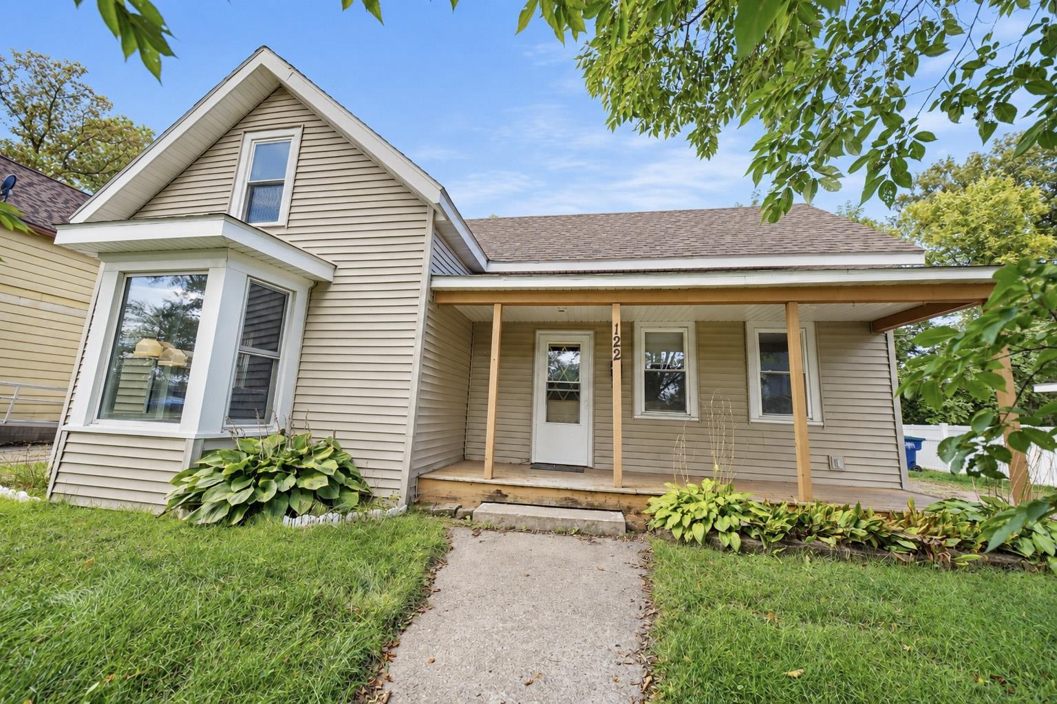 122 RIVER STREET, Wausau, Wisconsin 54401, 4 Bedrooms Bedrooms, ,1 BathroomBathrooms,Residential,For Sale,122 RIVER STREET,22604638