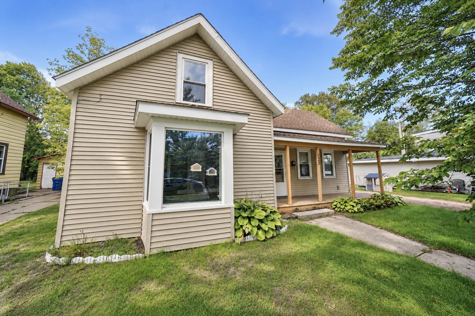 122 RIVER STREET, Wausau, Wisconsin 54401, 4 Bedrooms Bedrooms, ,1 BathroomBathrooms,Residential,For Sale,122 RIVER STREET,22604638
