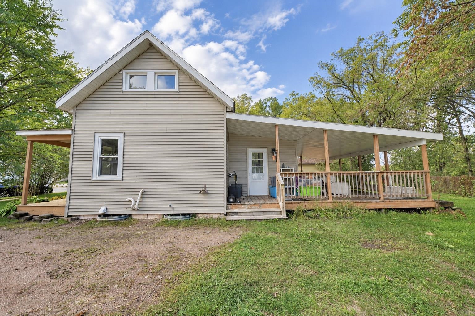 122 RIVER STREET, Wausau, Wisconsin 54401, 4 Bedrooms Bedrooms, ,1 BathroomBathrooms,Residential,For Sale,122 RIVER STREET,22604638