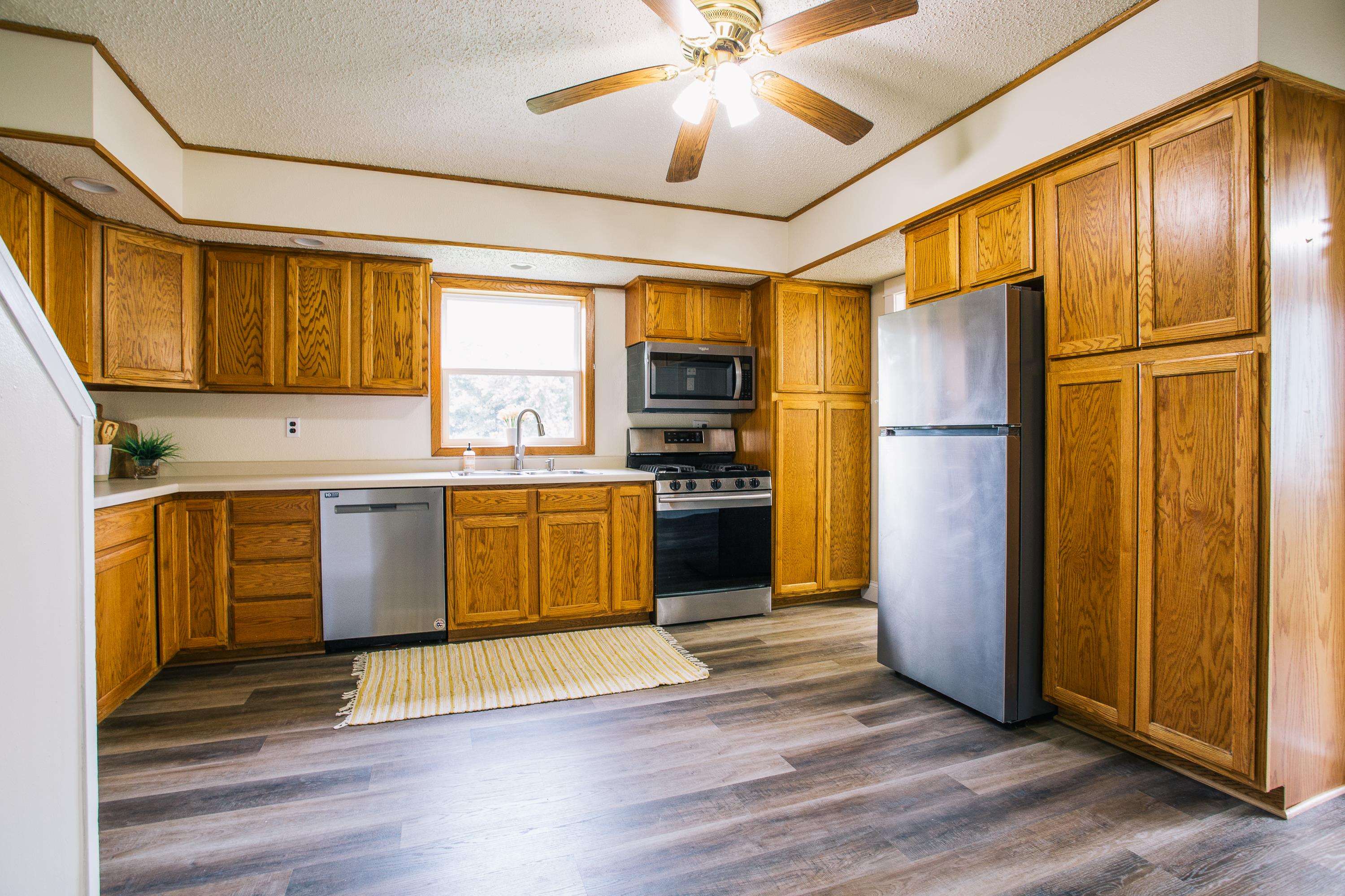 302 W MILLER STREET, Greenwood, Wisconsin 54437, 4 Bedrooms Bedrooms, ,1 BathroomBathrooms,Residential,For Sale,302 W MILLER STREET,22604639