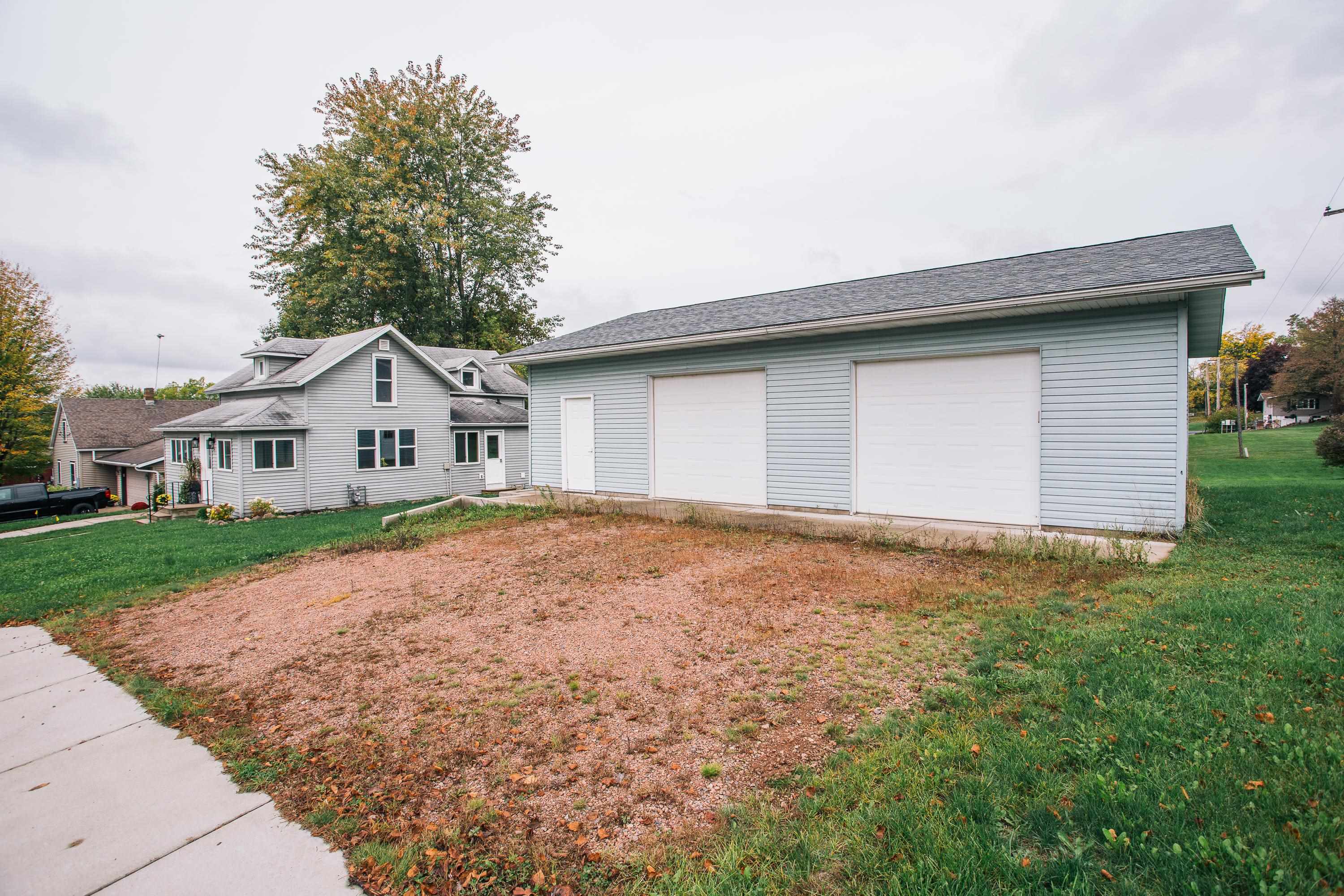 302 W MILLER STREET, Greenwood, Wisconsin 54437, 4 Bedrooms Bedrooms, ,1 BathroomBathrooms,Residential,For Sale,302 W MILLER STREET,22604639