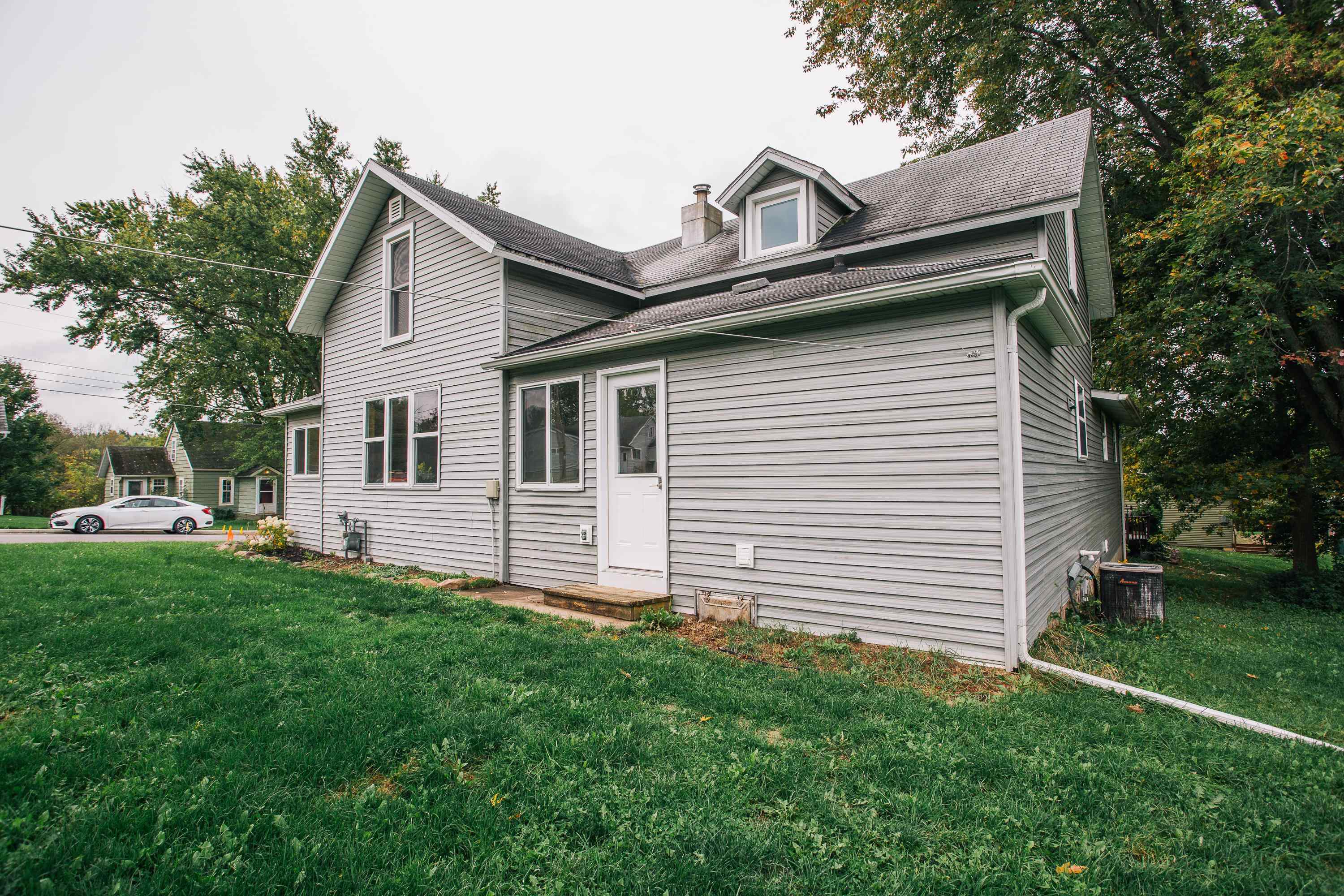 302 W MILLER STREET, Greenwood, Wisconsin 54437, 4 Bedrooms Bedrooms, ,1 BathroomBathrooms,Residential,For Sale,302 W MILLER STREET,22604639
