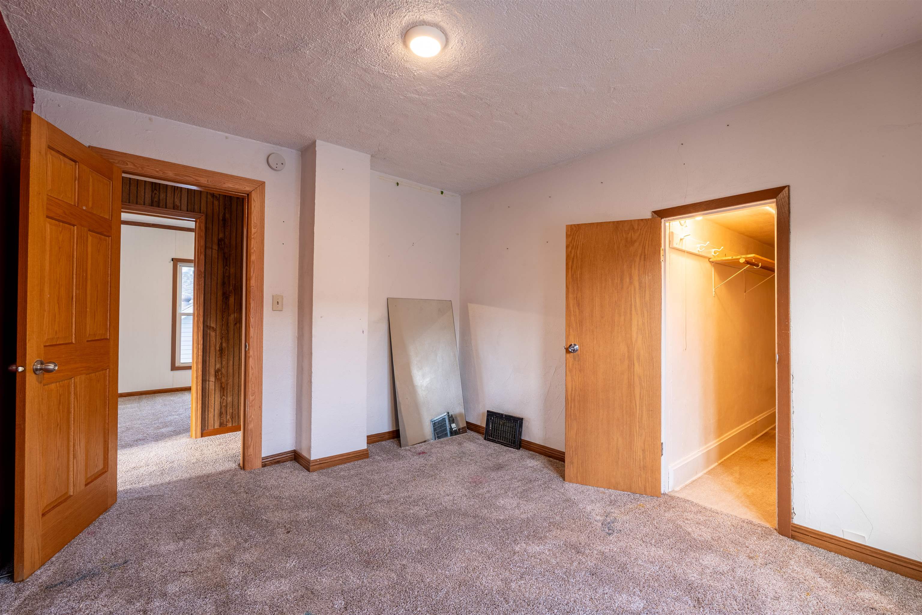 1010 S 7TH AVENUE, Wausau, Wisconsin 54401, 5 Bedrooms Bedrooms, ,2 BathroomsBathrooms,Residential,For Sale,1010 S 7TH AVENUE,22604640