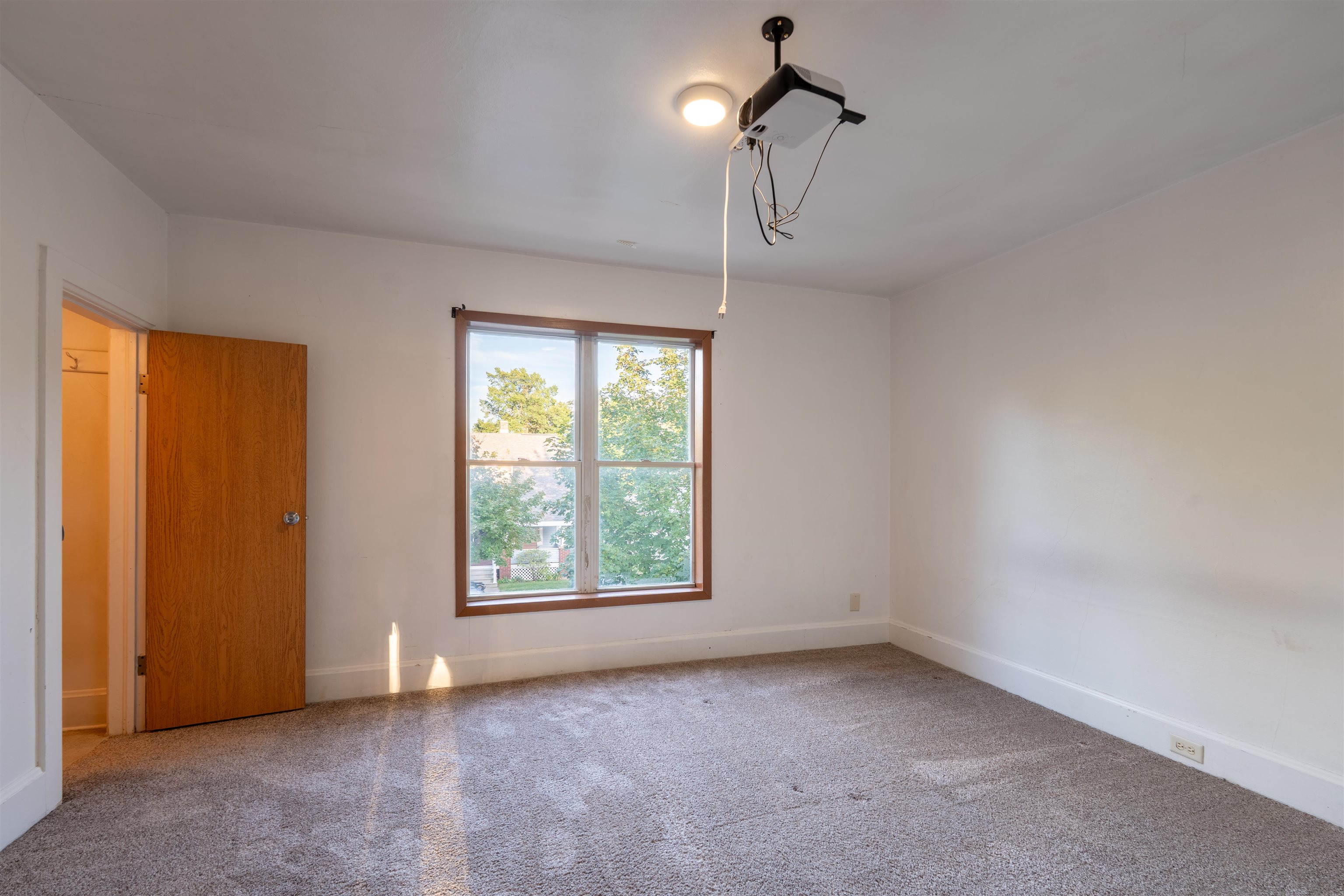 1010 S 7TH AVENUE, Wausau, Wisconsin 54401, 5 Bedrooms Bedrooms, ,2 BathroomsBathrooms,Residential,For Sale,1010 S 7TH AVENUE,22604640
