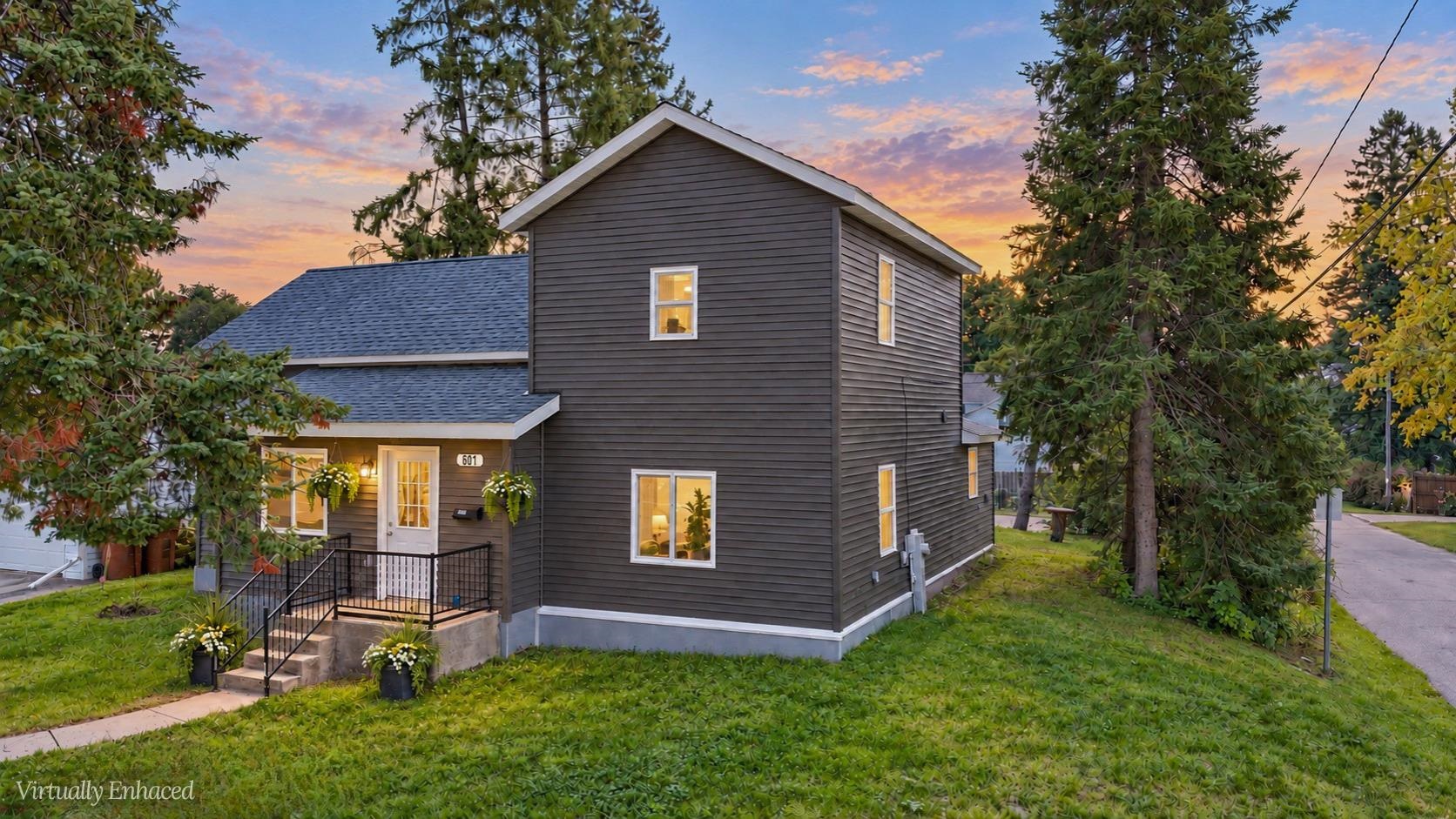 601 FIFTH AVENUE, Stevens Point, Wisconsin 54481, 2 Bedrooms Bedrooms, ,1 BathroomBathrooms,Residential,For Sale,601 FIFTH AVENUE,22604646