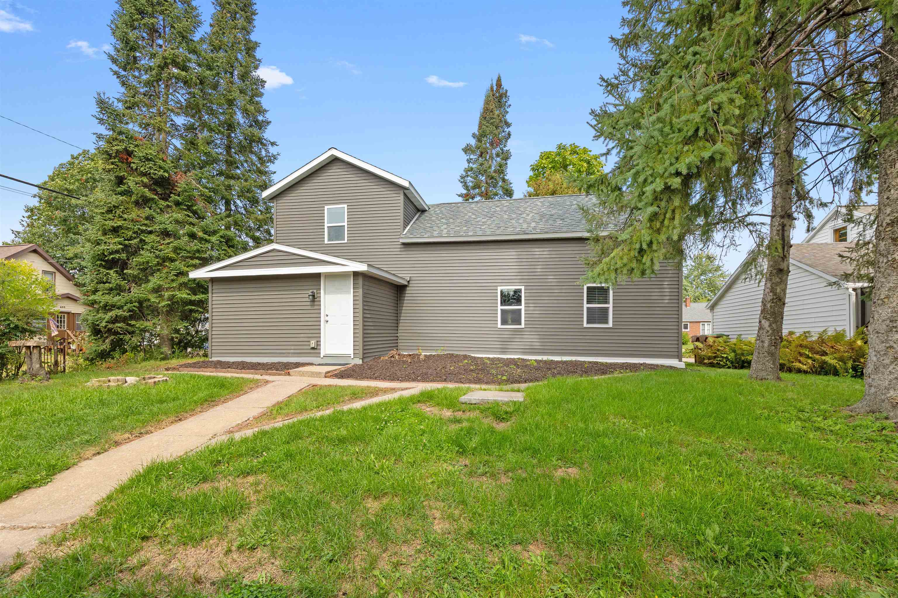 601 FIFTH AVENUE, Stevens Point, Wisconsin 54481, 2 Bedrooms Bedrooms, ,1 BathroomBathrooms,Residential,For Sale,601 FIFTH AVENUE,22604646