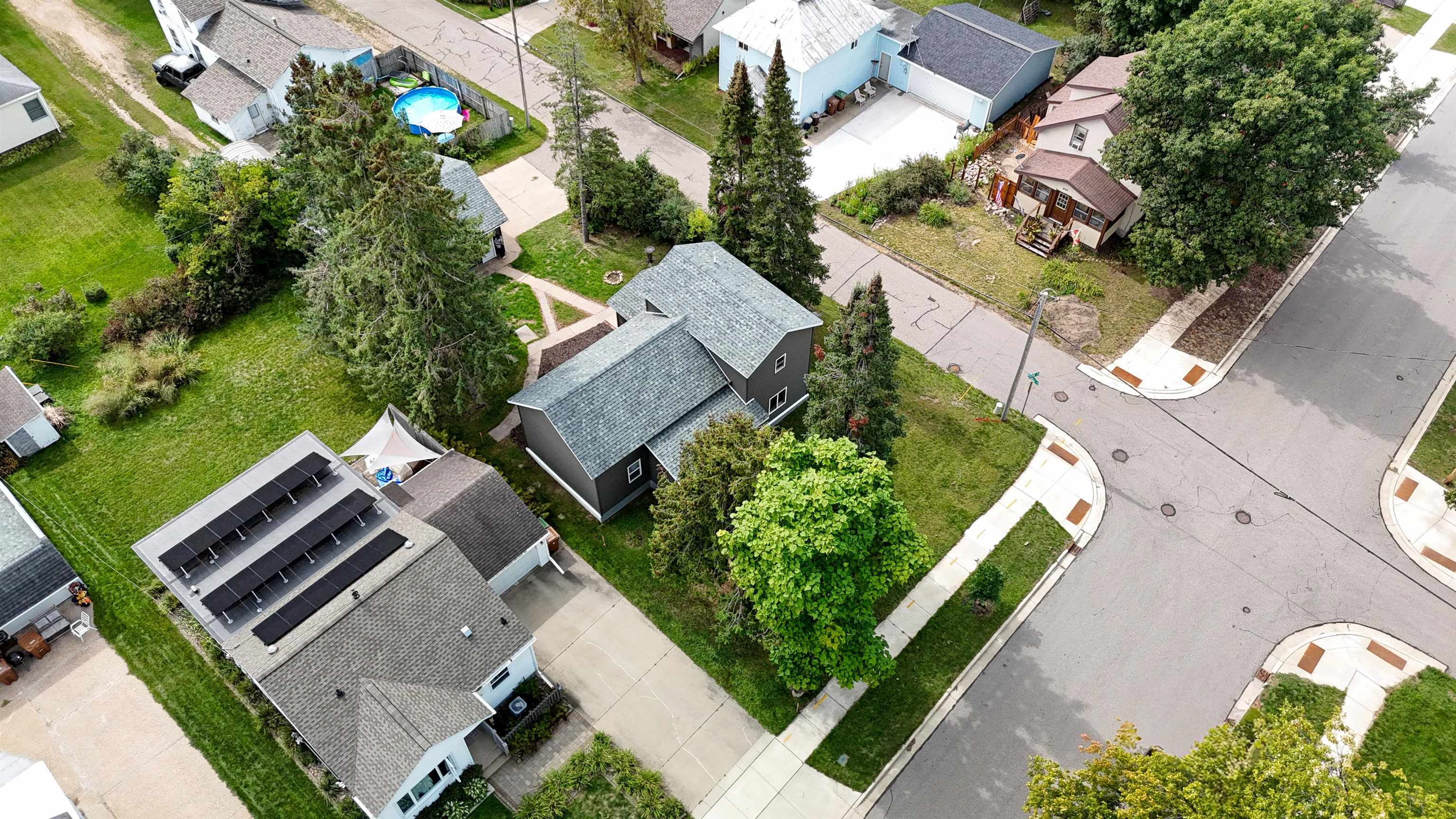 601 FIFTH AVENUE, Stevens Point, Wisconsin 54481, 2 Bedrooms Bedrooms, ,1 BathroomBathrooms,Residential,For Sale,601 FIFTH AVENUE,22604646