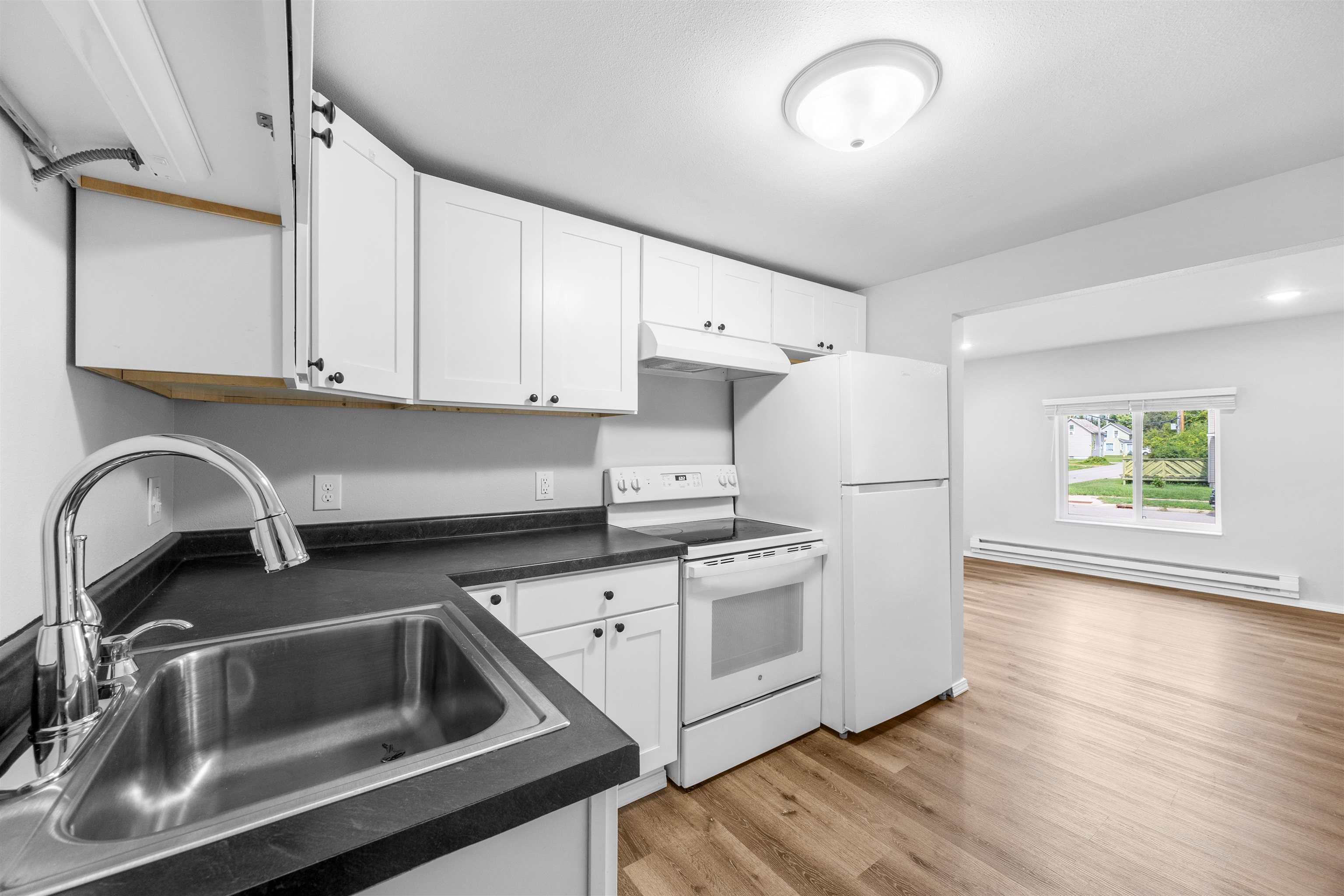 601 FIFTH AVENUE, Stevens Point, Wisconsin 54481, 2 Bedrooms Bedrooms, ,1 BathroomBathrooms,Residential,For Sale,601 FIFTH AVENUE,22604646